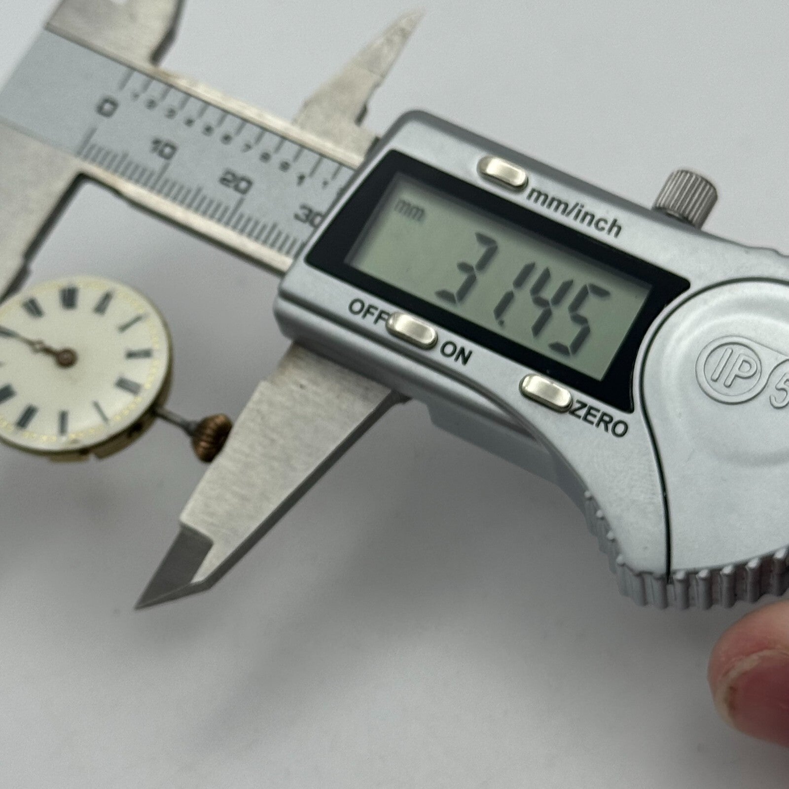 22.7mm Unidentified High Grade Balance Ok Watch Movement Vintage PARTS SPARES