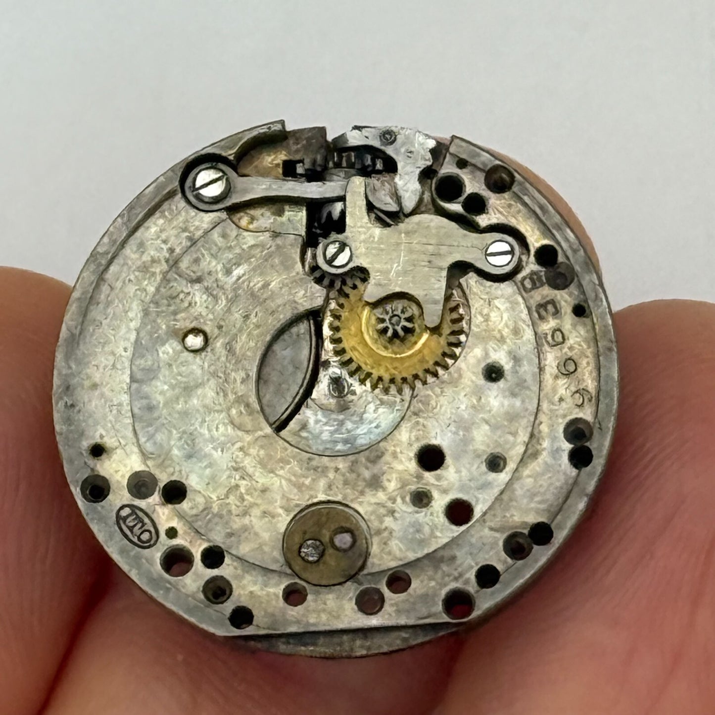 23.5mm Vintage ITO Watch Co 15 Jewels Manual Wind Watch Movement PARTS REPAIR