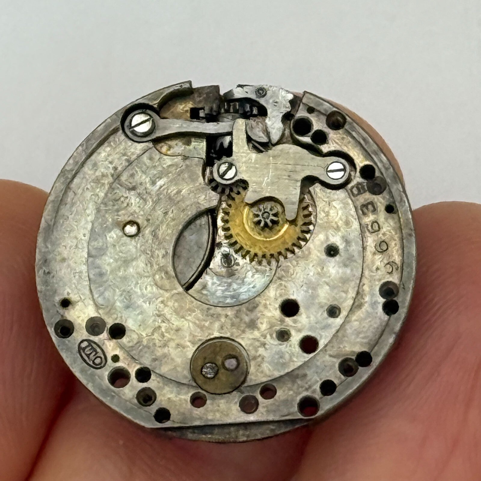 23.5mm Vintage ITO Watch Co 15 Jewels Manual Wind Watch Movement PARTS REPAIR