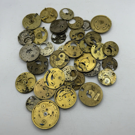570 Grams Job Lot Of Pocket Watch Movements Parts For Spares / Repairs / Parts
