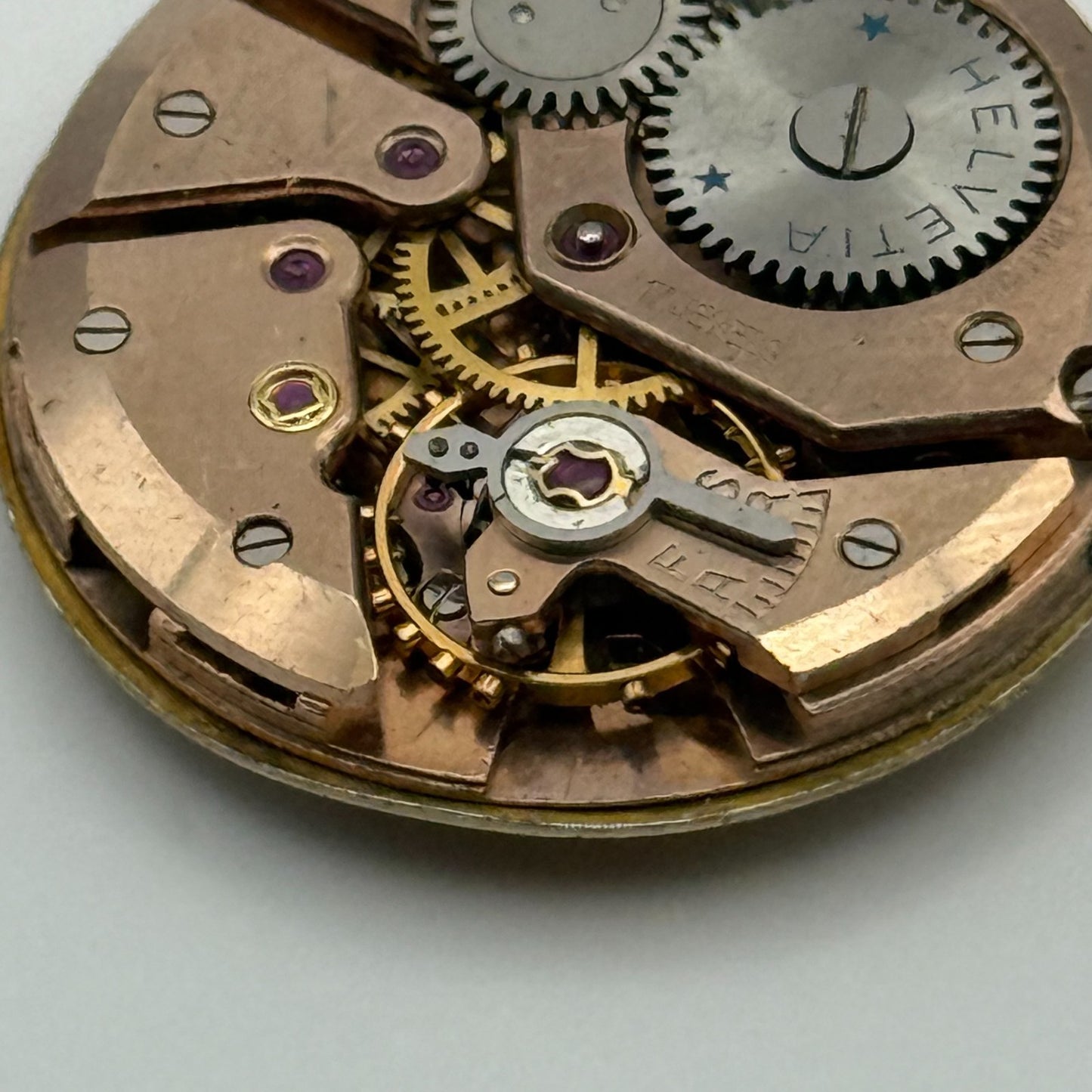 Helvetia 80C Watch Movement Manual Wind Vintage Swiss 17 Jewels Parts 25.6mm