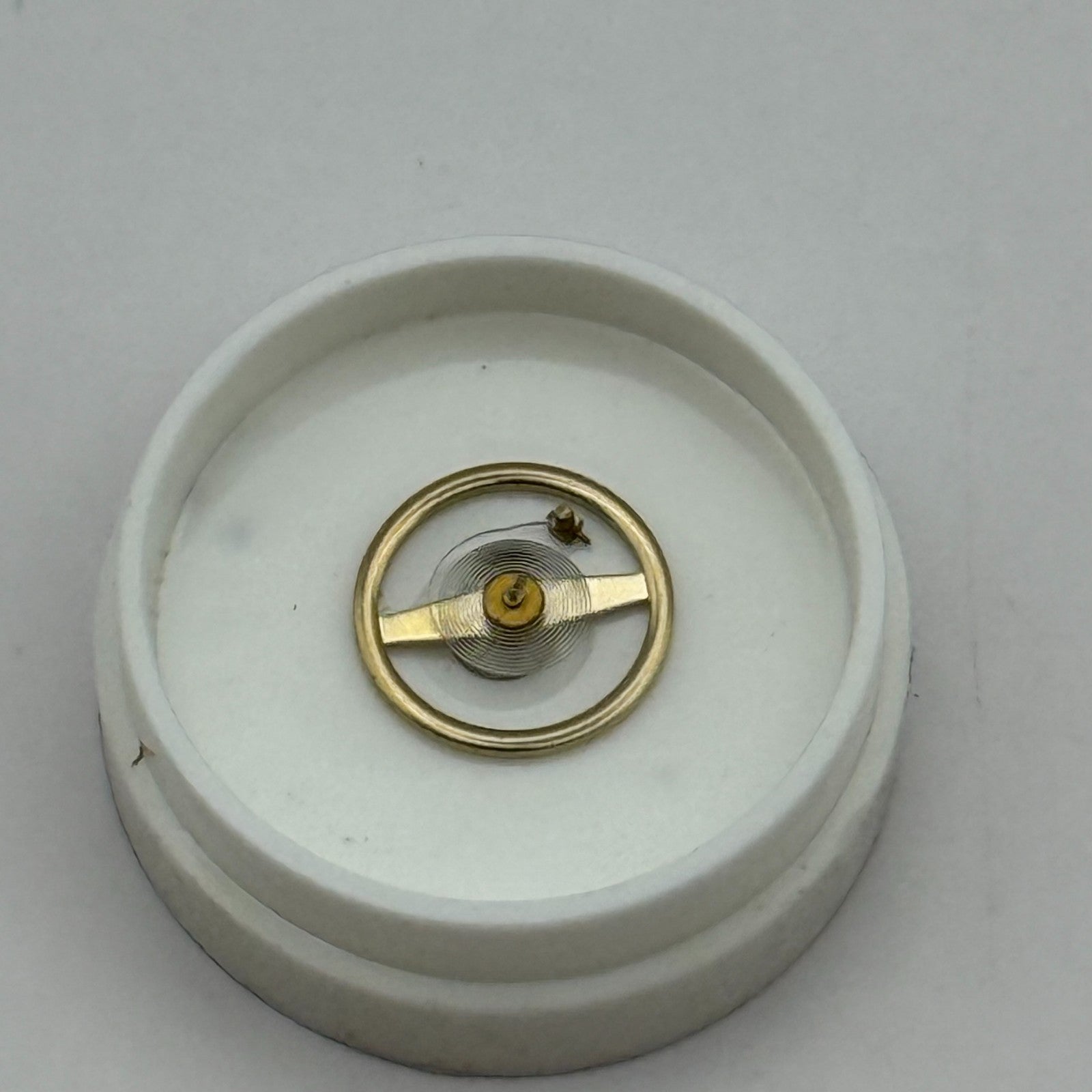 RL 9013/21 9033/21 Balance Wheel Complete And Spring 1827 M Watch Movement Parts