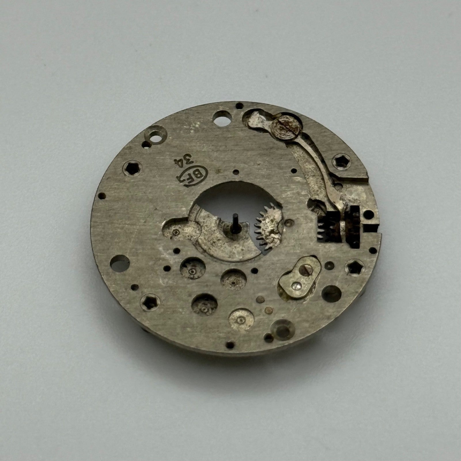 BFG 34 Watch Movement Manual Wind Vintage Swiss Partial Parts Or Repair 23.7mm