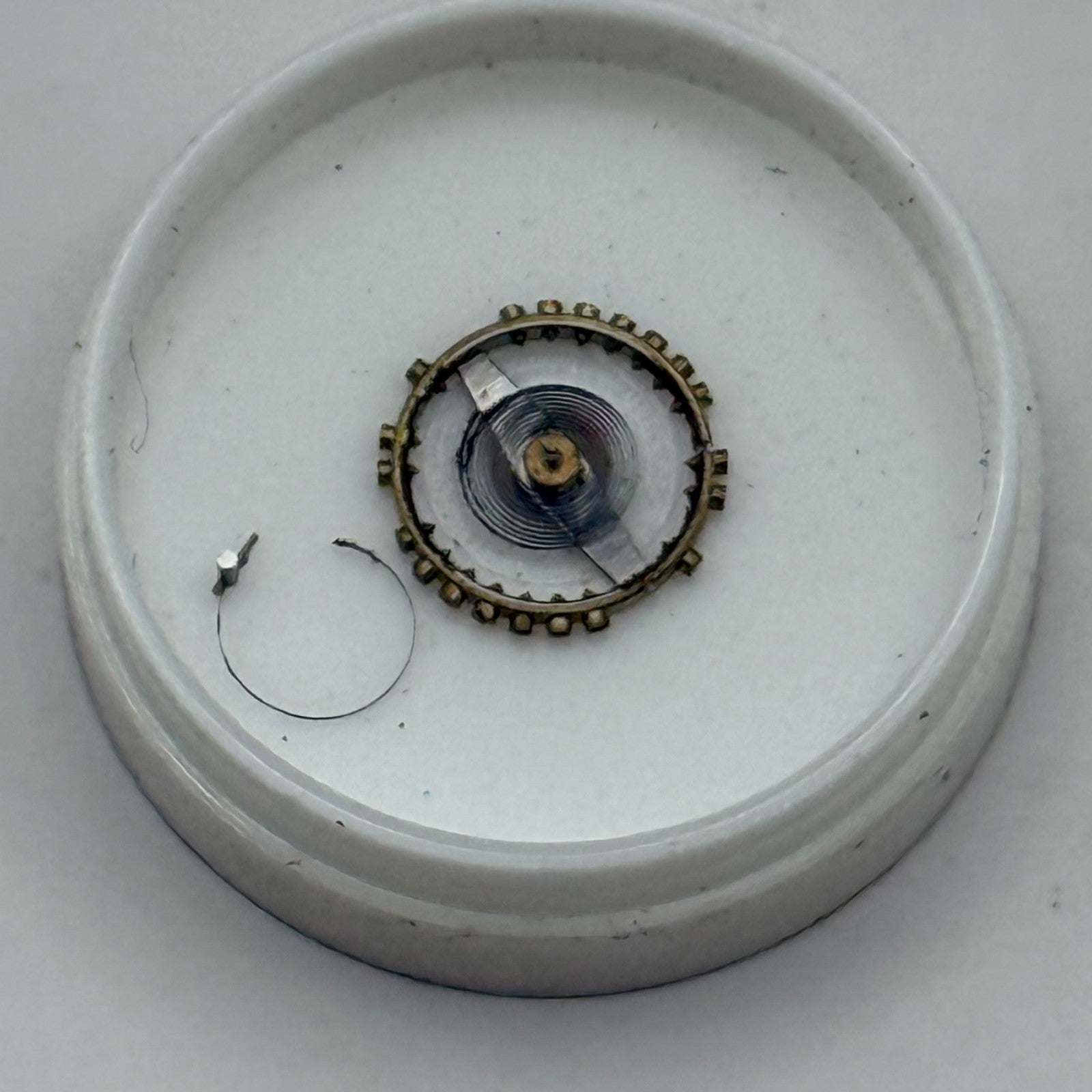 ETA 651 Balance Complete 4 1/4''' Renata 141 Watch Movement Parts DAMAGED