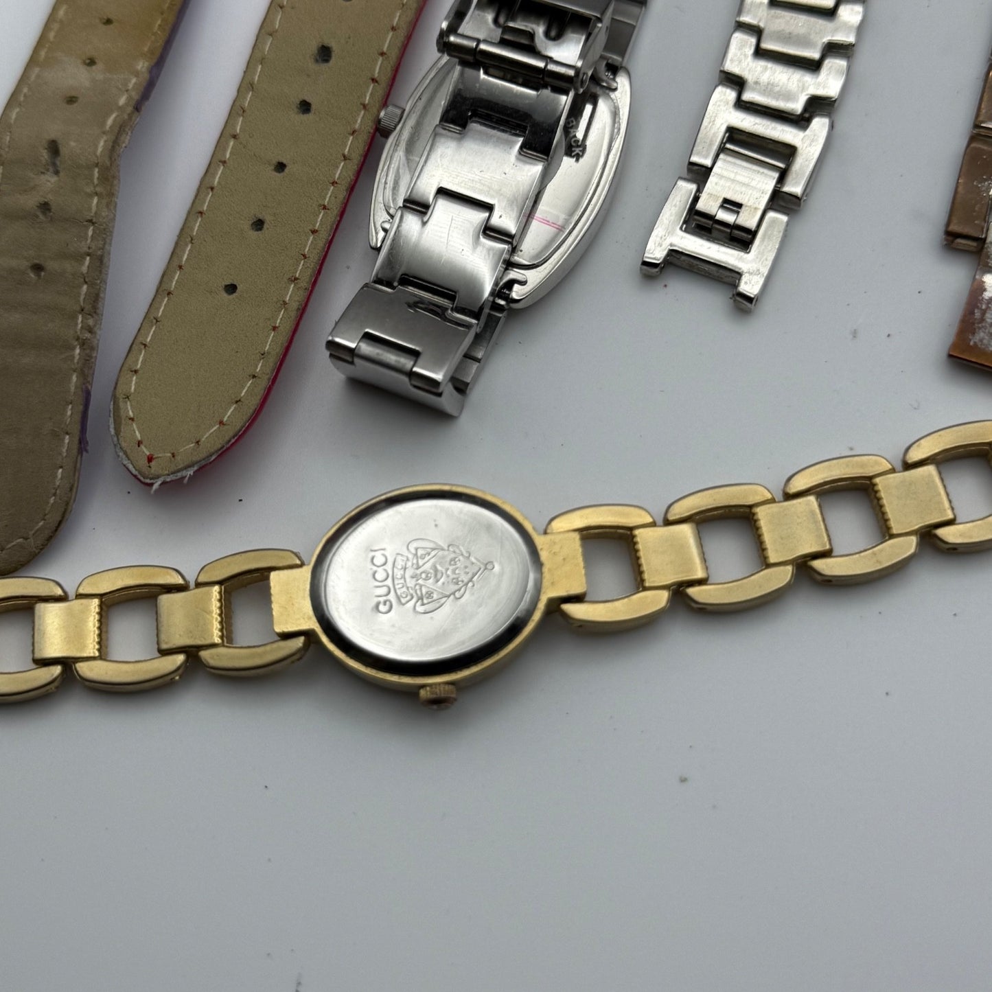 Bundle Of 16 Quartz Watches Modern / Vintage Untested Parts / Repair / Crafts