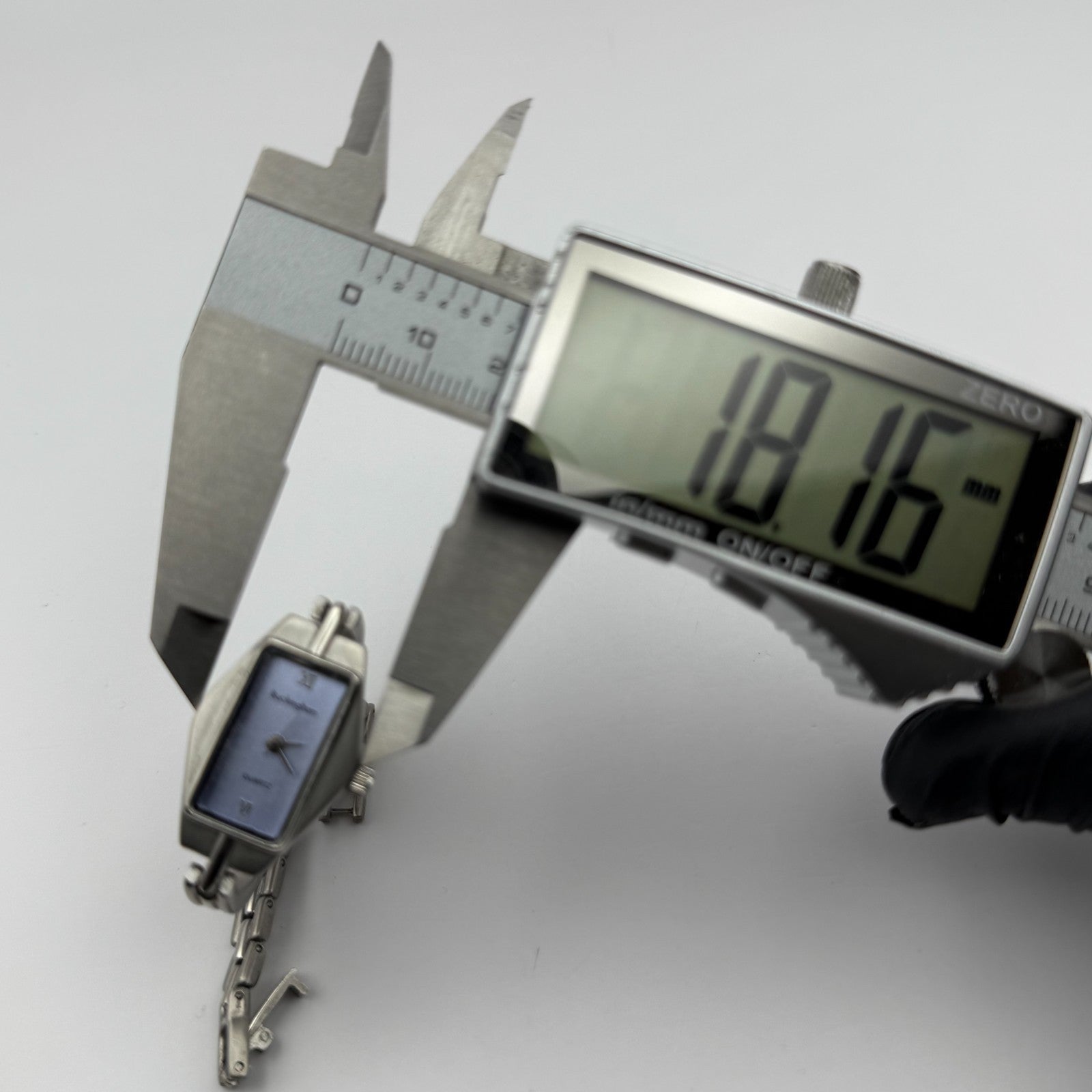 Buckingham Ladies Quartz Watch Purple Dial Silver Tone Bracelet Working 18mm