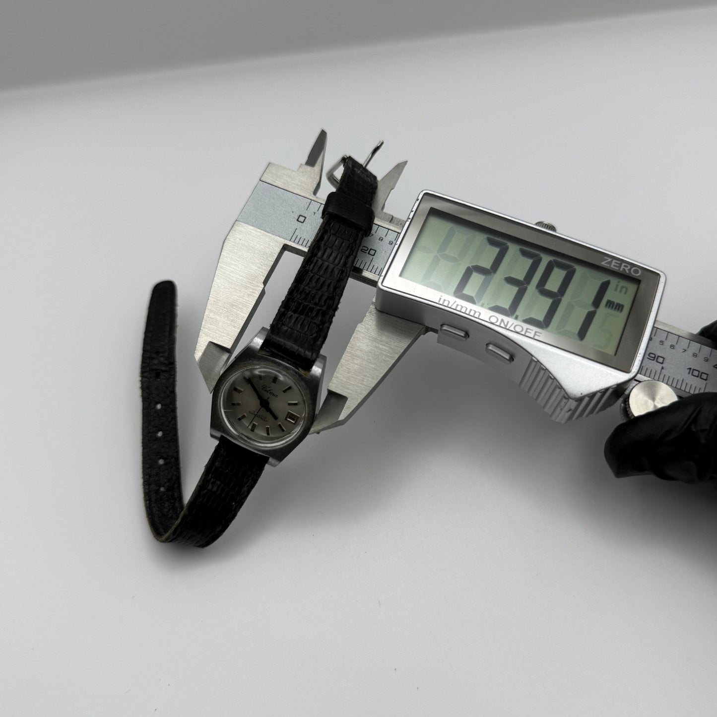 23mm Vintage Velma 17 Rubis Shockproof 21 Jewels Manual Wind Watch PARTS REPAIR