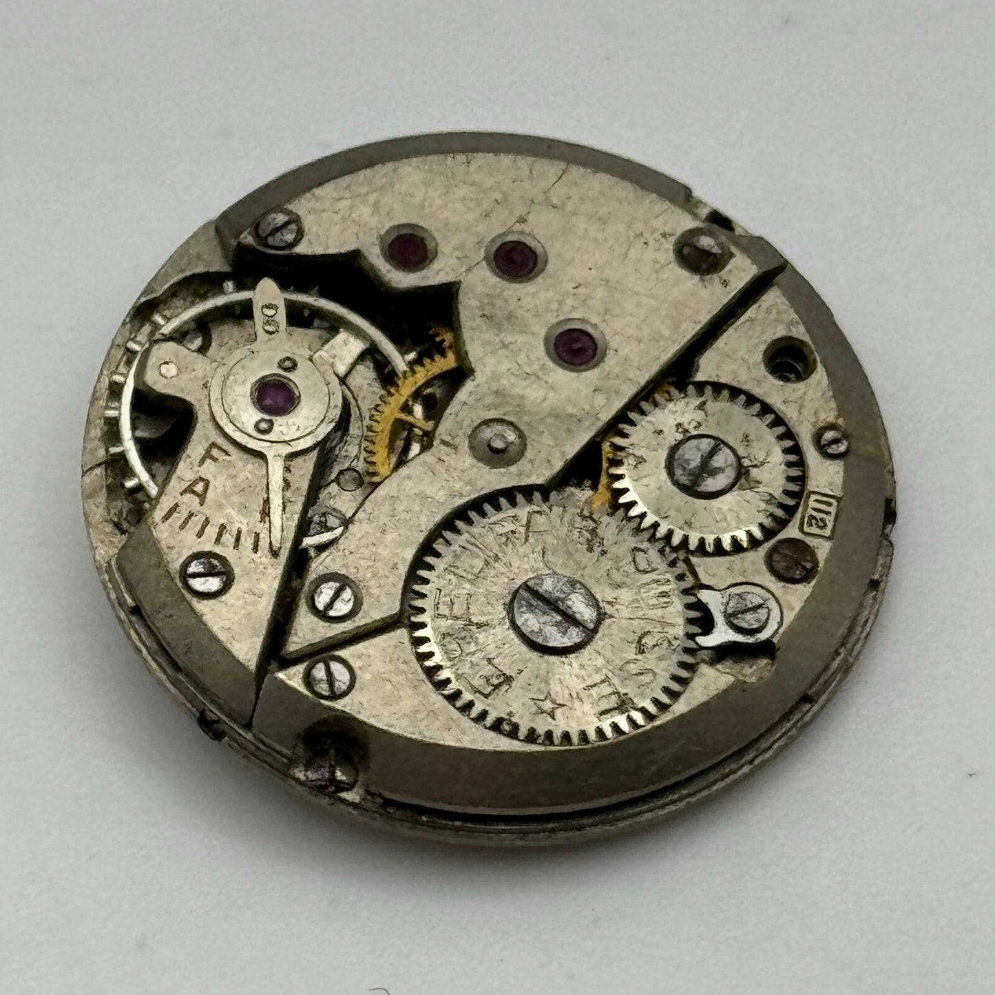 23.6mm Ebel Fab Suisse Cal 118 Manual Wind Swiss Watch Movement Vintage PARTS