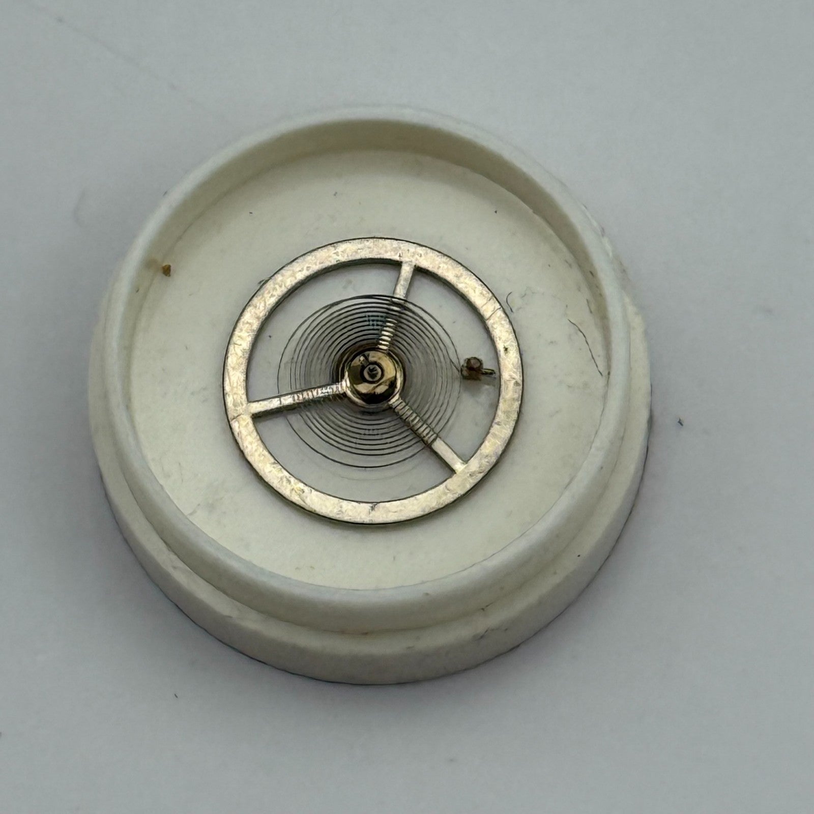 BFG 866 Balance Wheel Complete And Spring  Renata 64 Watch Movement Parts NOS 