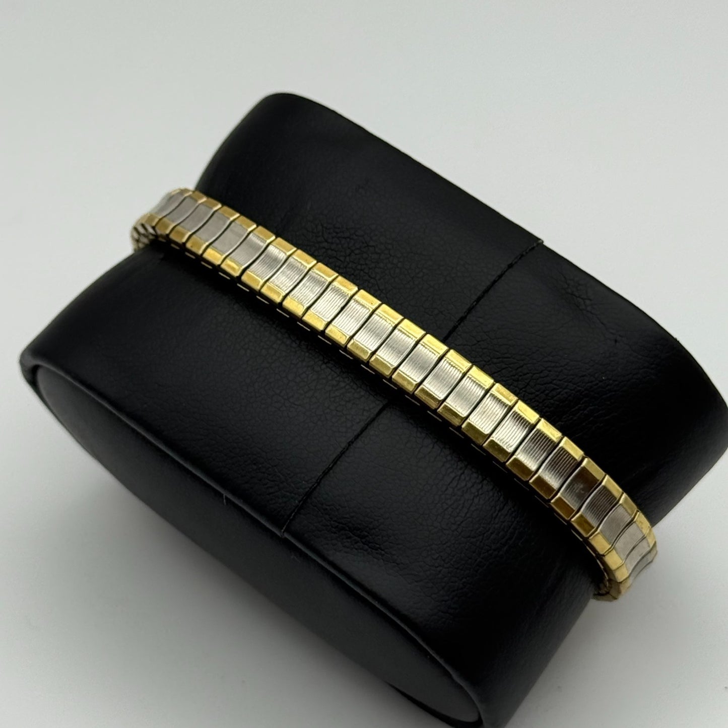 21mm Working Ladies Two Tone Philip Mercier S565S Quartz Watch Expandable Strap