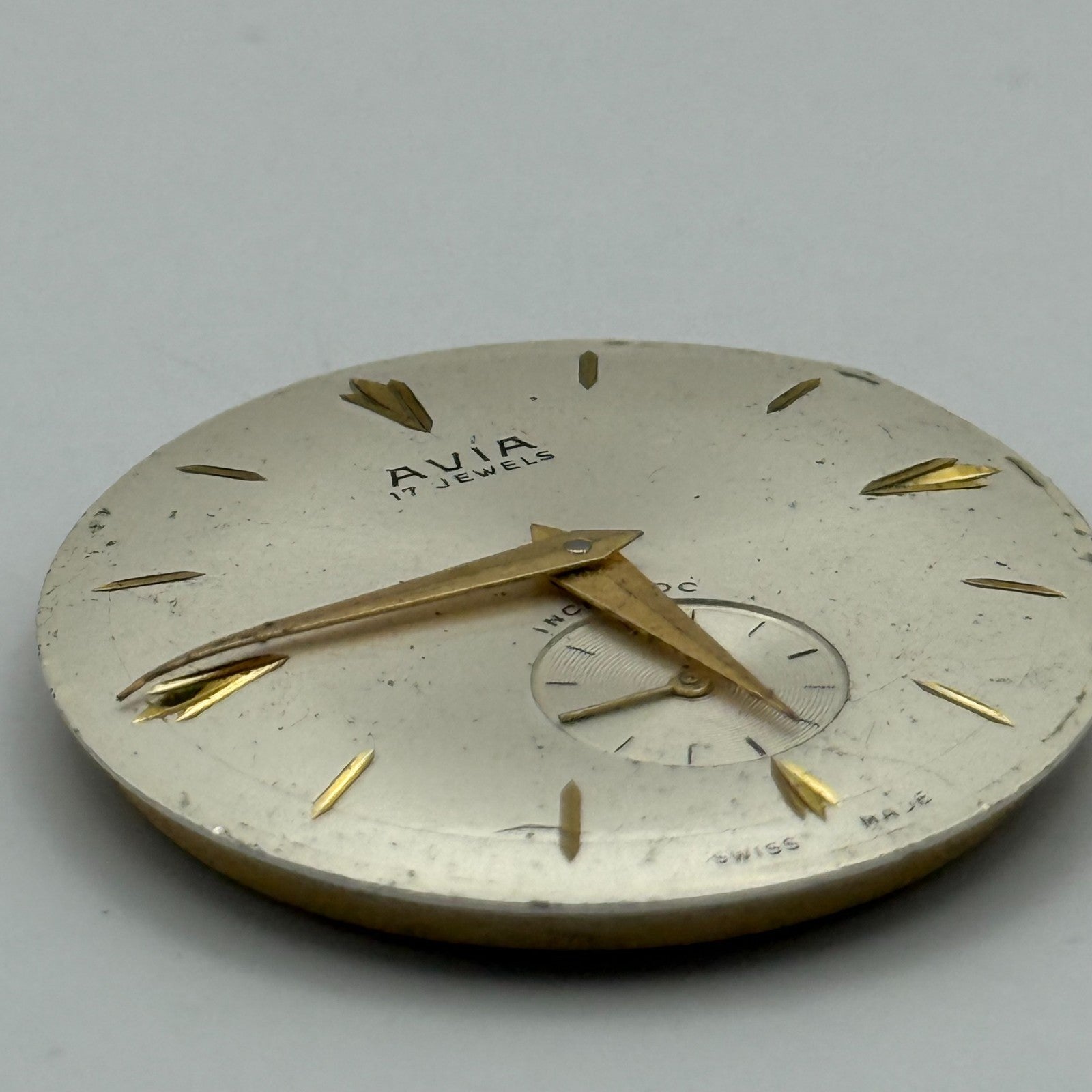 Peseux 320 Watch Movement Avia Manual Wind Vintage Swiss 17 Jewels Parts 30.4mm