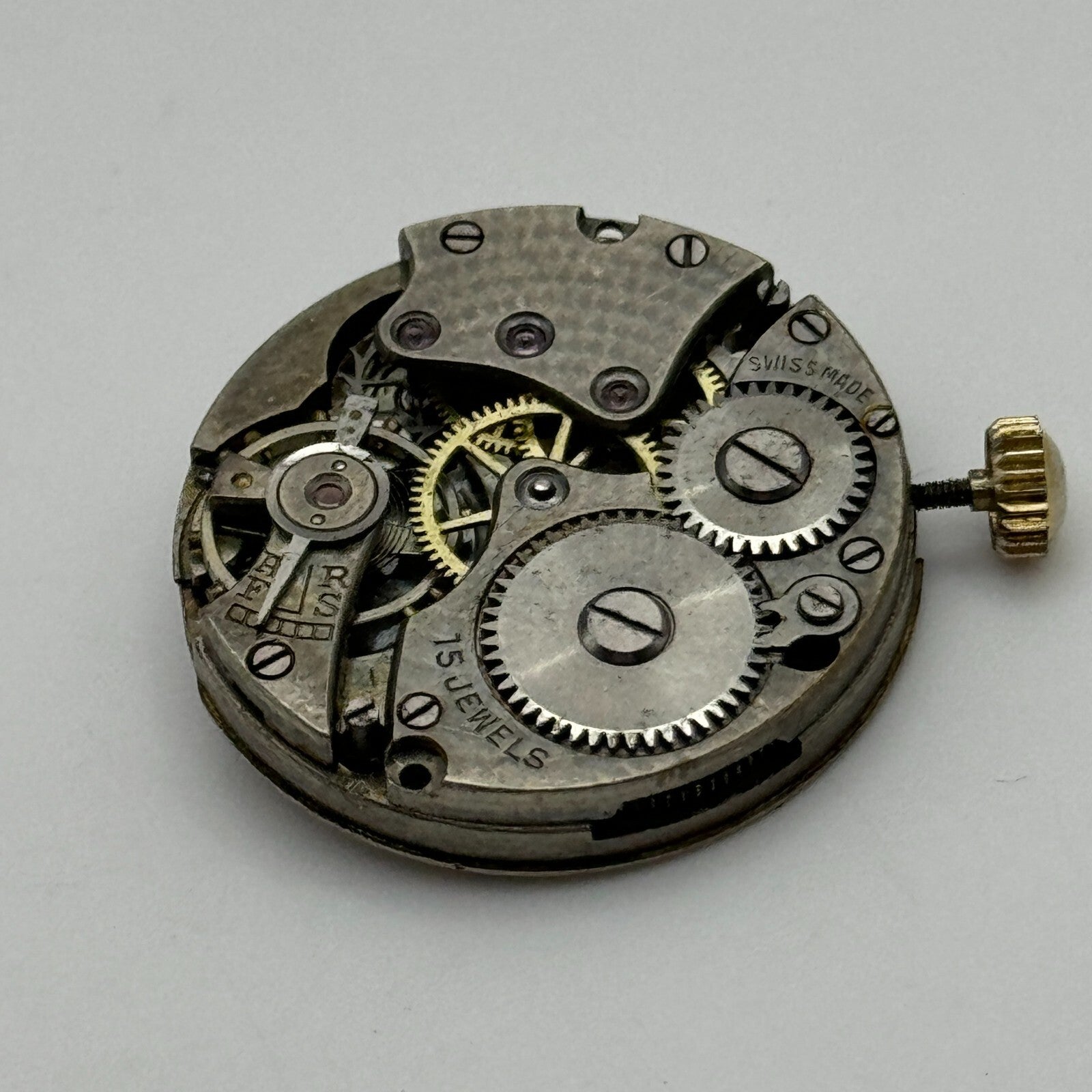 23.6mm Unidentified 15 Jewels Manual Wind Watch Movement Swiss Vintage PARTS