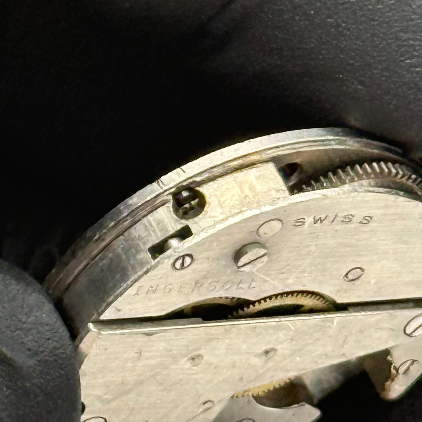 EB 1553 Watch Movement Ingersoll Manual Wind Vintage Swiss Parts Repair 23.7mm