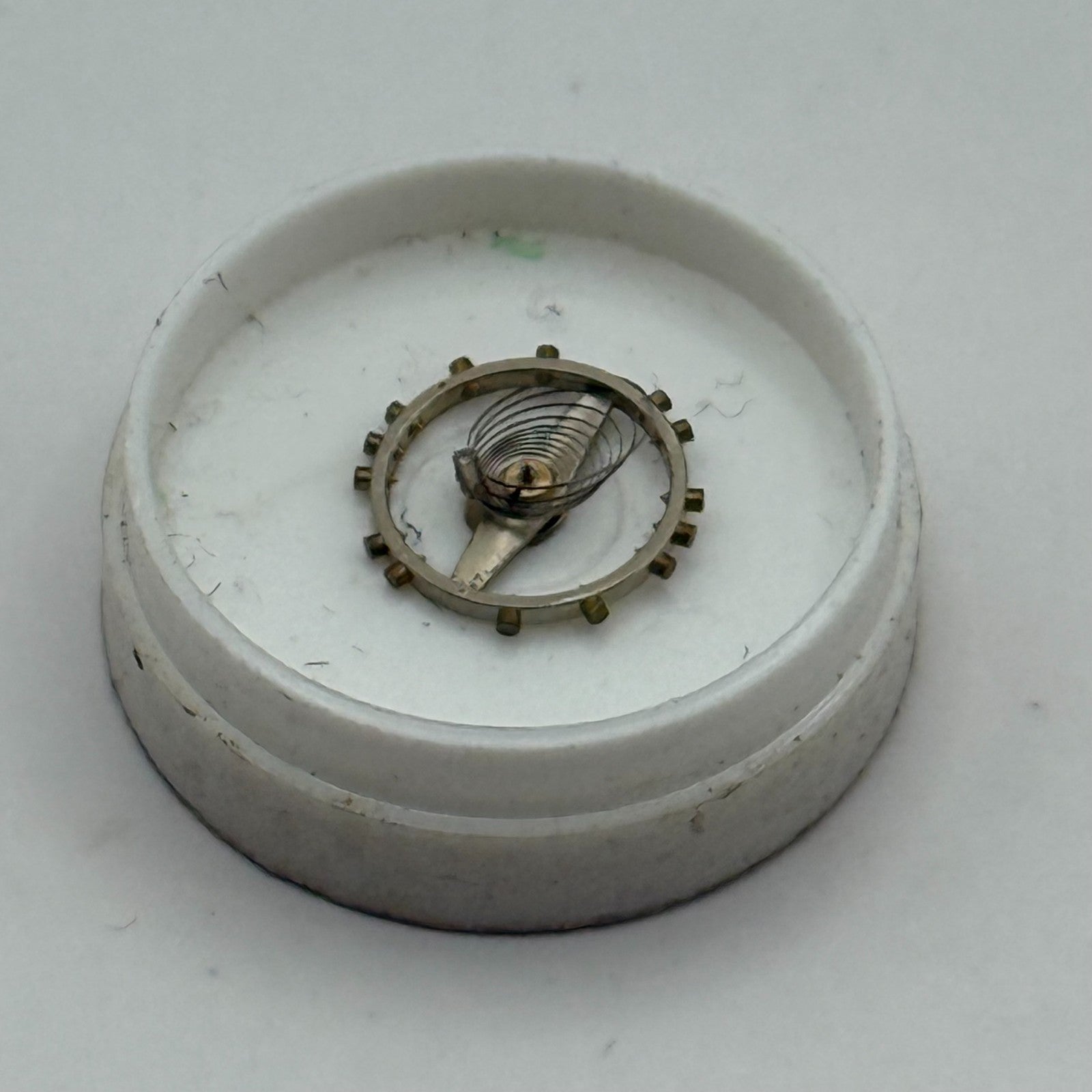 AS 970 Balance Complete 8 3/4’’’ Renata 27 Watch Movement Parts DAMAGED