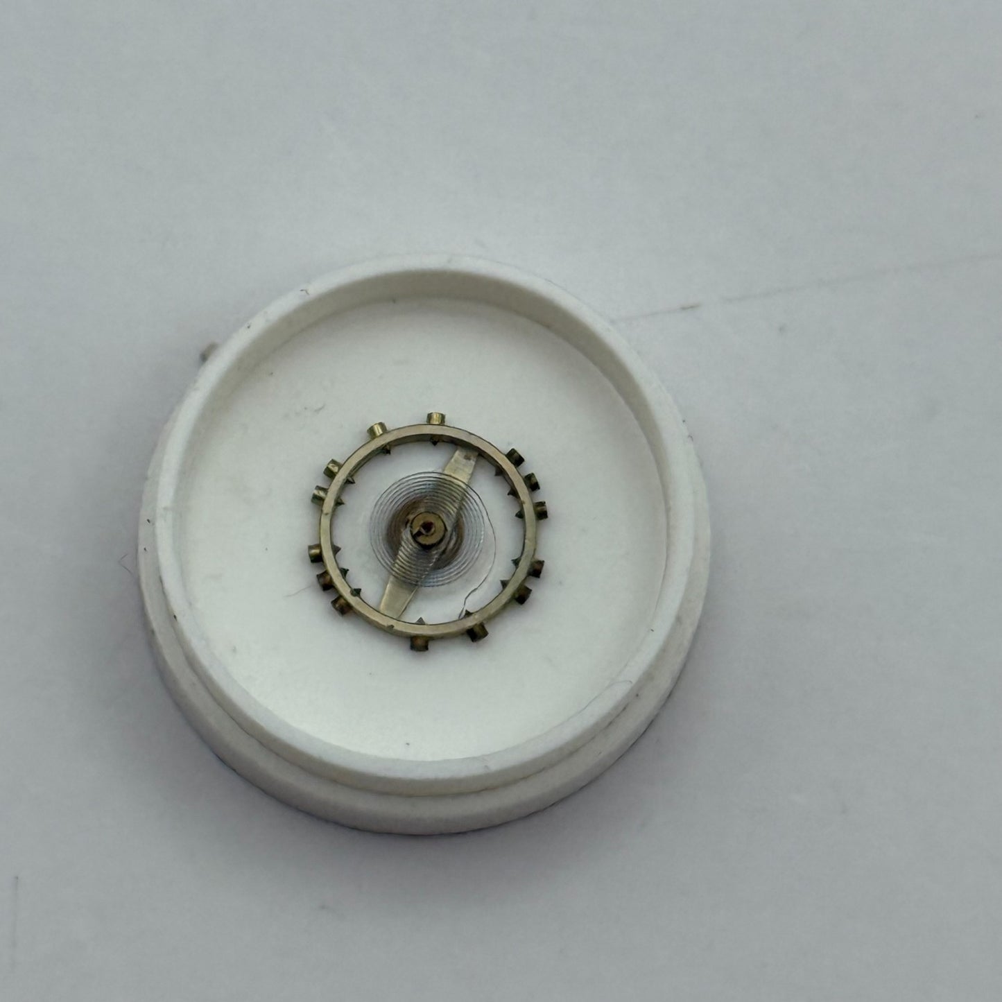 FEF 370 371 Balance Wheel Complete And Spring  176 Watch Movement Parts NOS