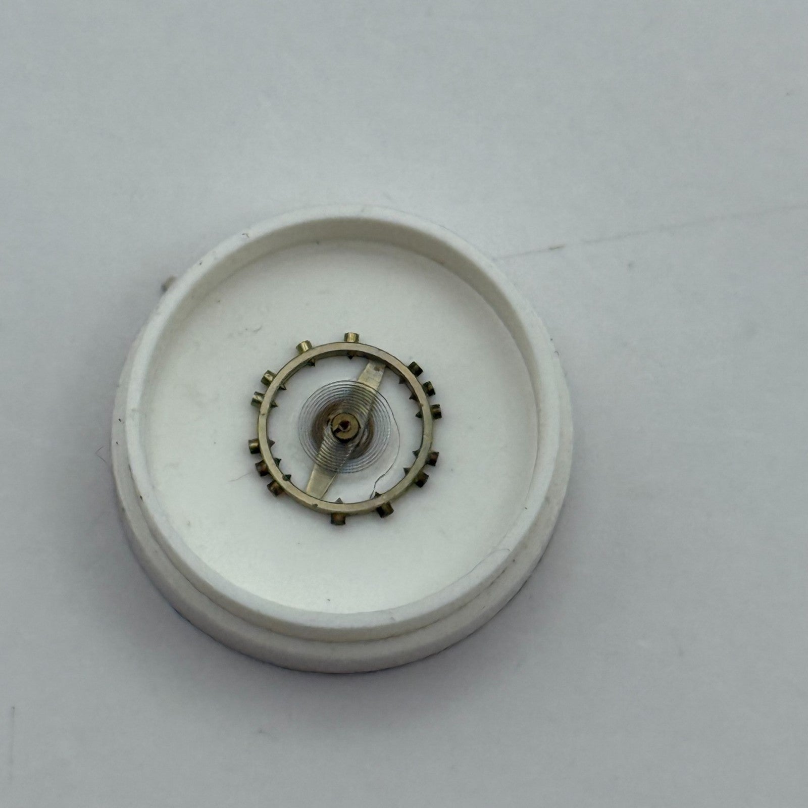 FEF 370 371 Balance Wheel Complete And Spring  176 Watch Movement Parts NOS