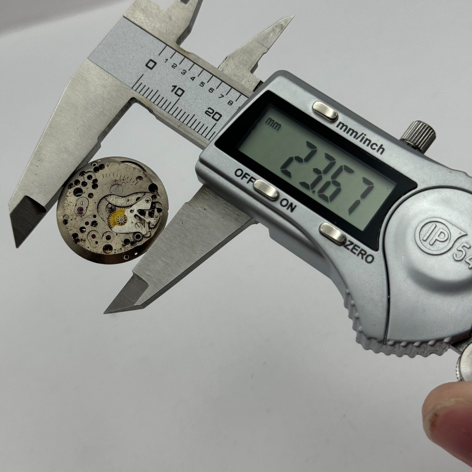 23.6mm Ebel Fab Suisse Cal 118 Manual Wind Swiss Watch Movement Vintage PARTS