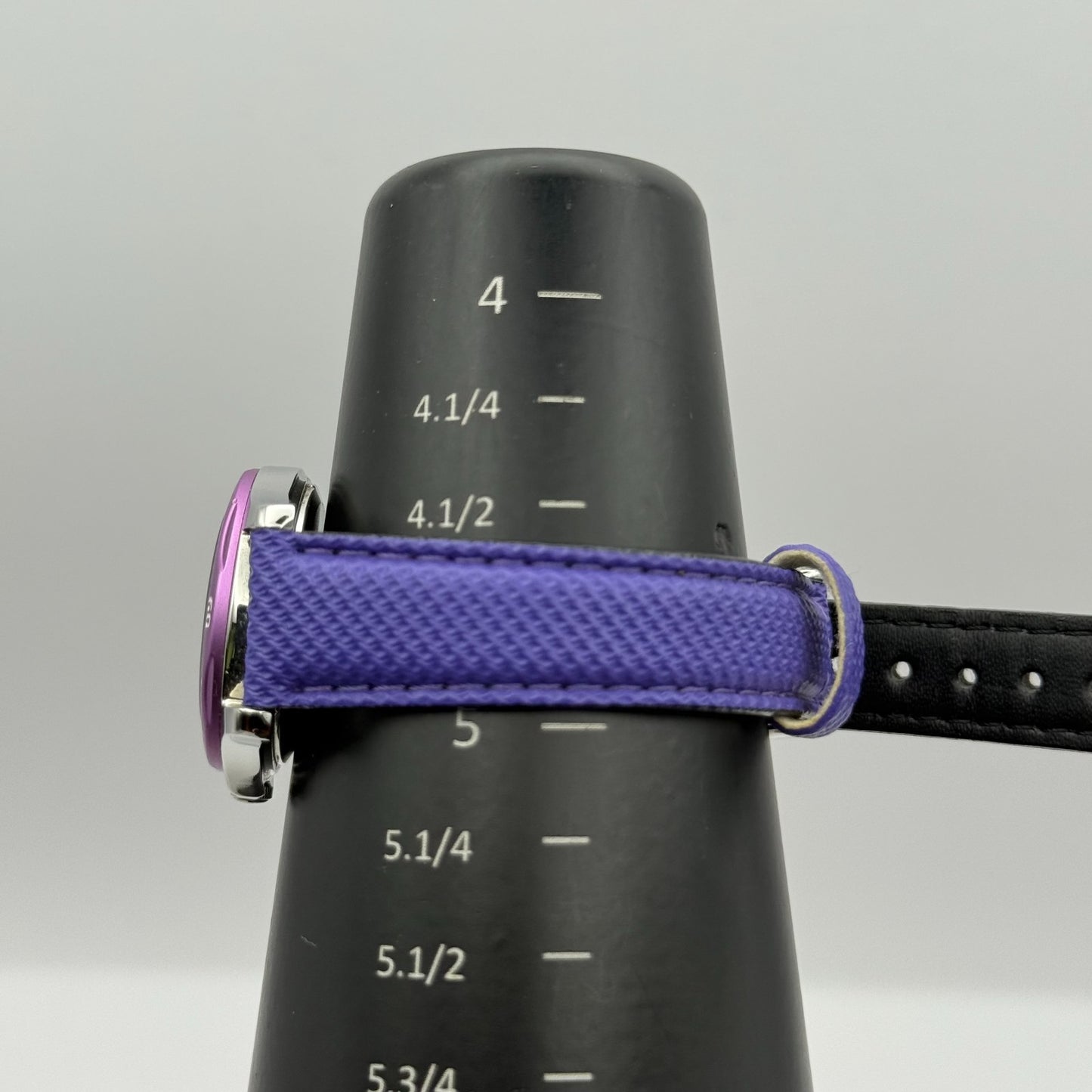 Lorus Quartz Watch White Dial Purple Strap Bezel Japan Working 26mm New Battery