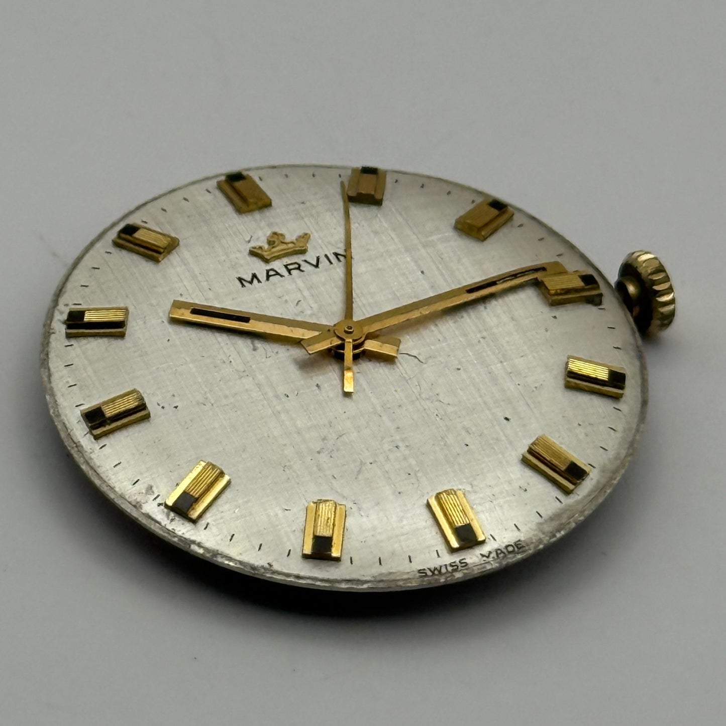 Marvin 621 Watch Movement Manual Wind Vintage Swiss 17 Jewels Parts 25.9mm