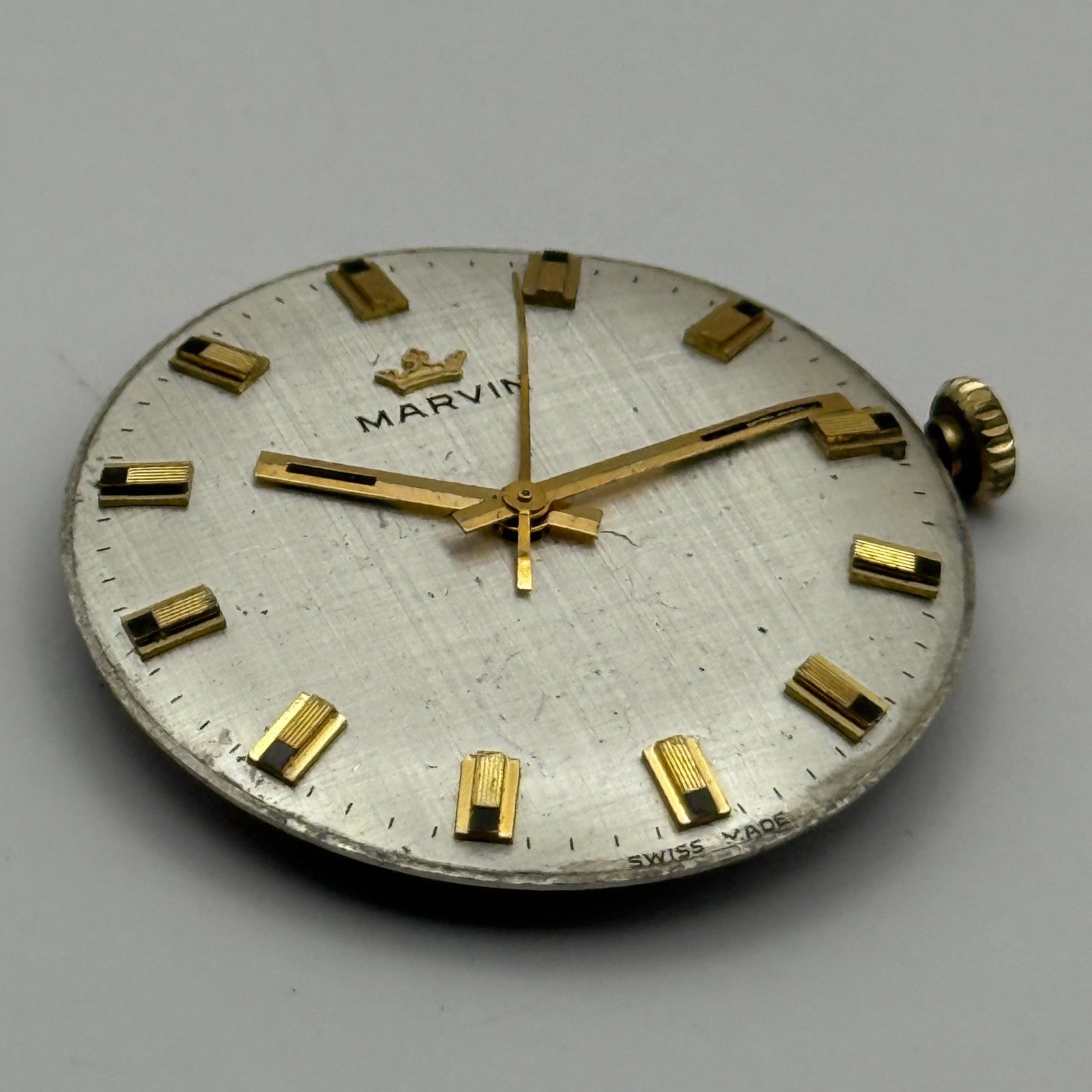 Marvin 621 Watch Movement Manual Wind Vintage Swiss 17 Jewels Parts 25.9mm