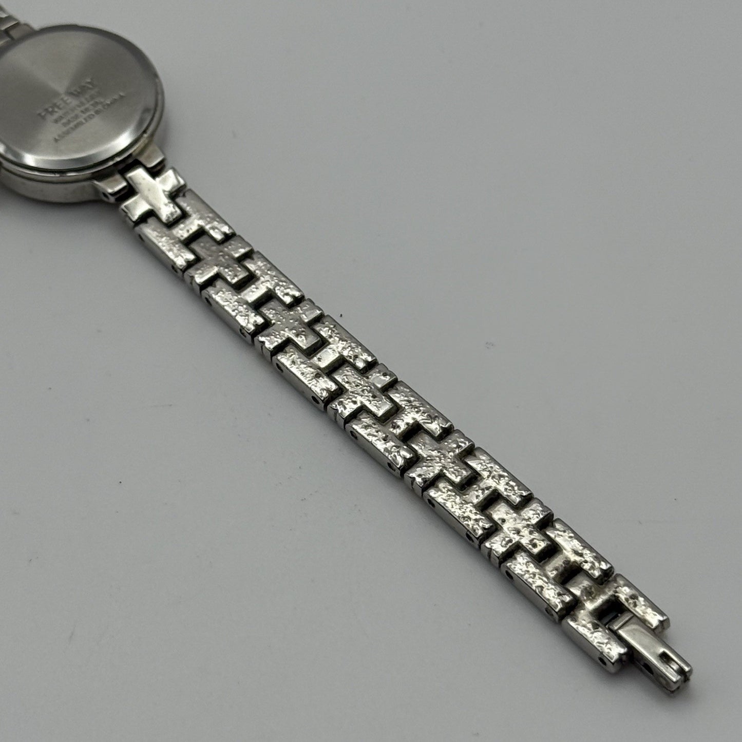 22mm Working Vintage Ladies Citizen Freeway Two Tone Quartz Watch DAMAGED CLASP