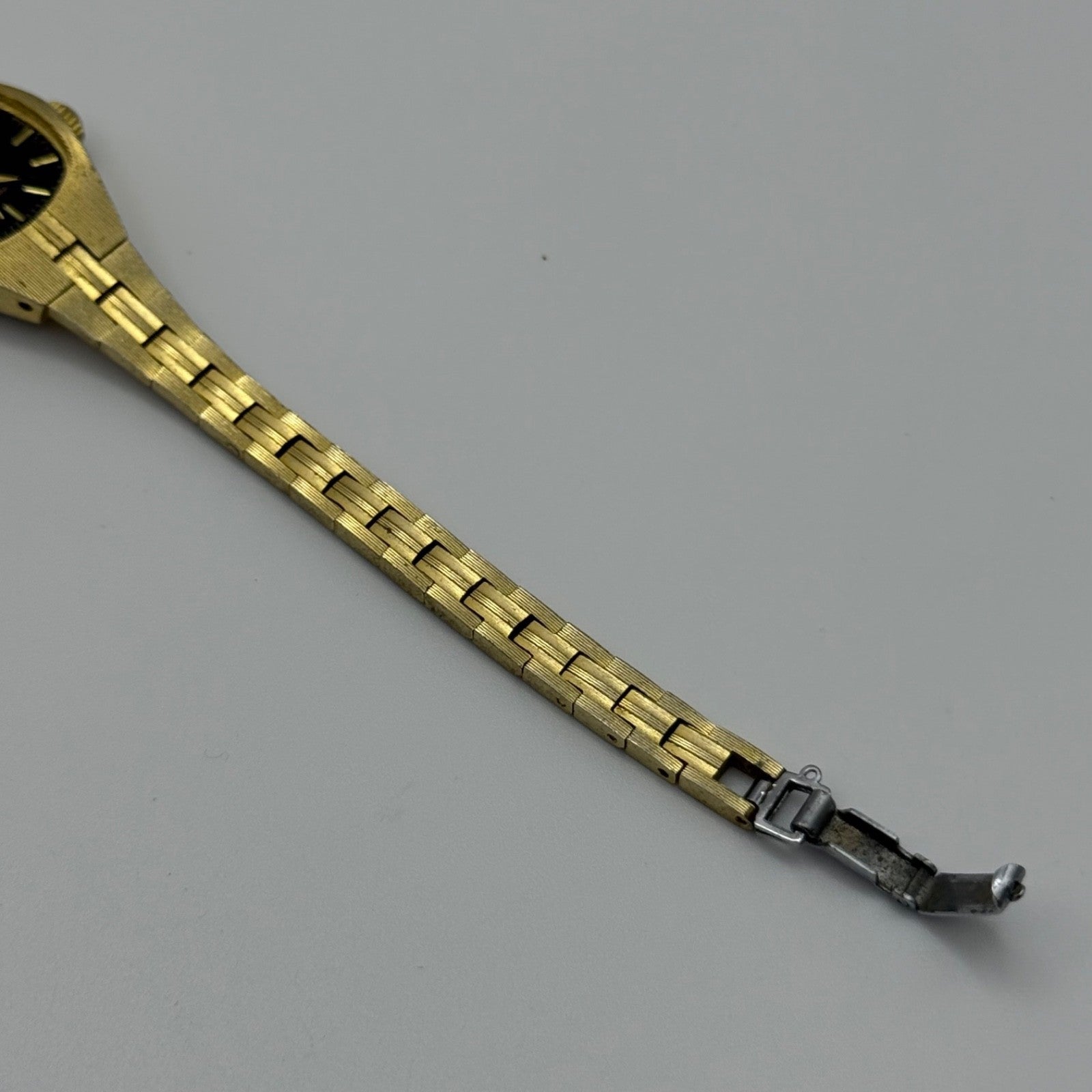 19mm Vintage Ladies Gold Plated Antimagnetic Manual Wind Watch PARTS / REPAIR