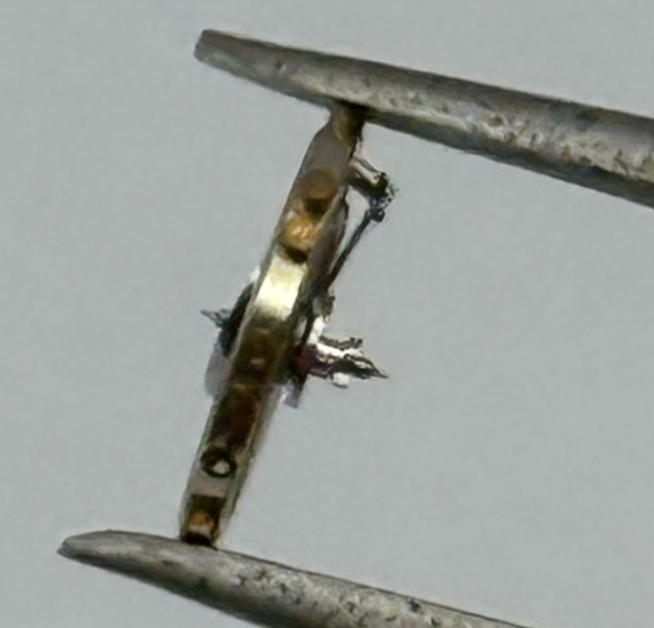 FEF 430 6600 Balance Wheel Complete And Spring 943 M Watch Movement Parts NOS