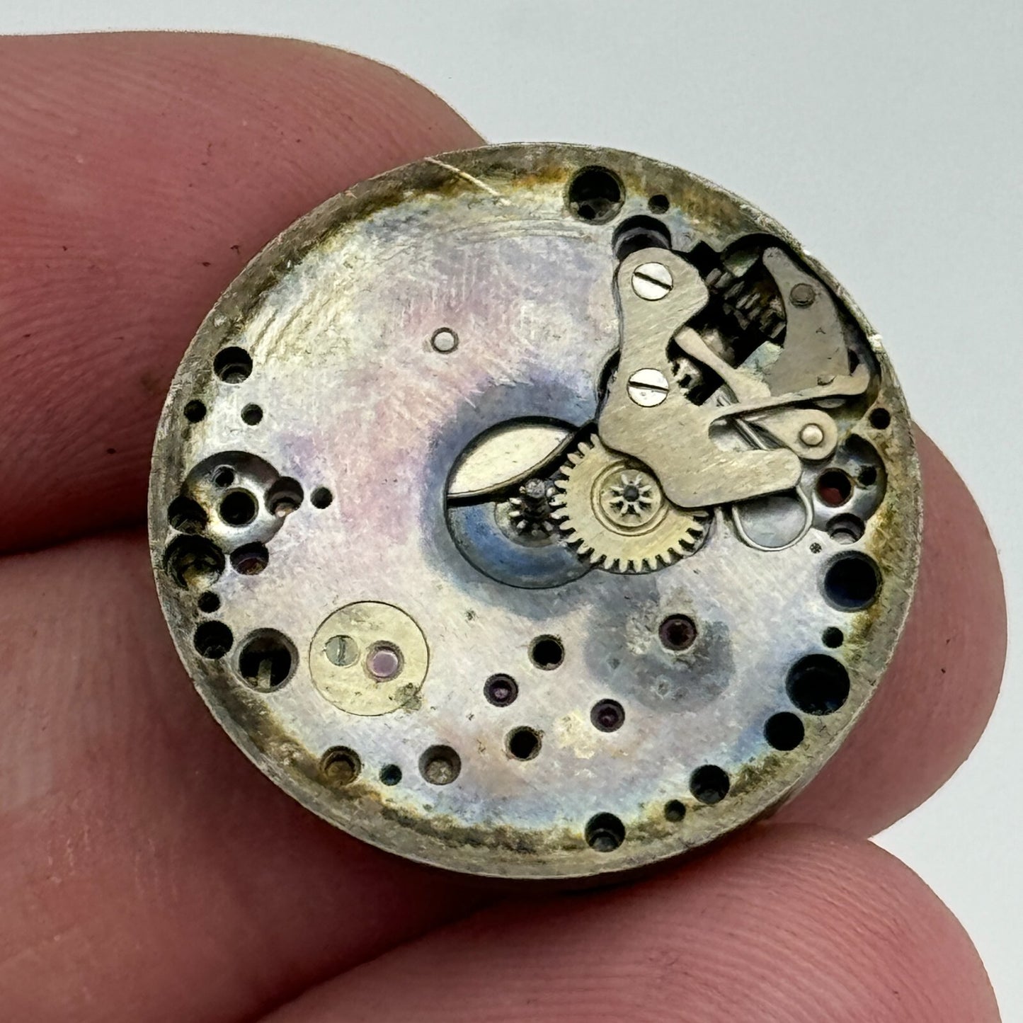 23.6mm Unidentified 15 Jewels Manual Wind Watch Movement Swiss Vintage PARTS