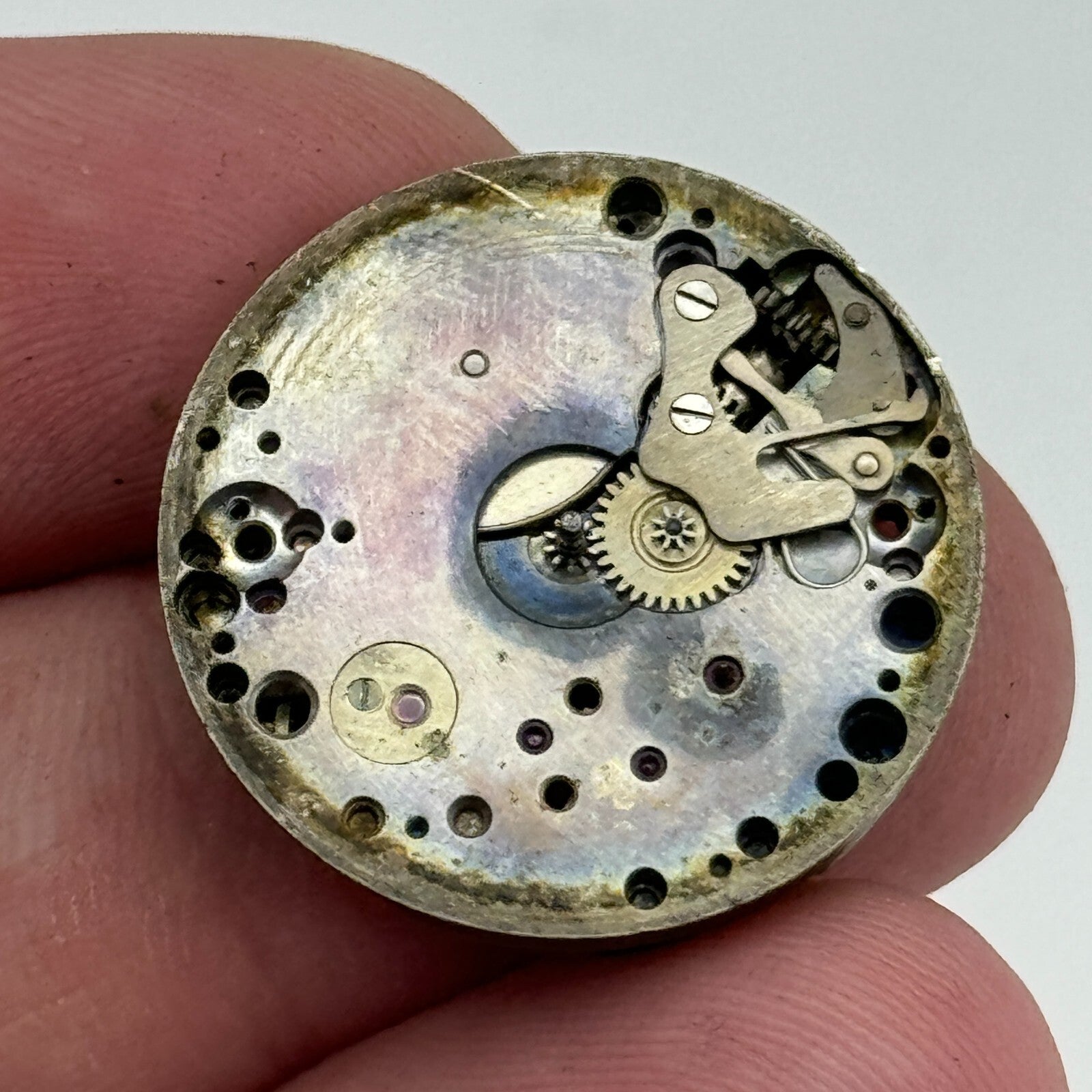 23.6mm Unidentified 15 Jewels Manual Wind Watch Movement Swiss Vintage PARTS