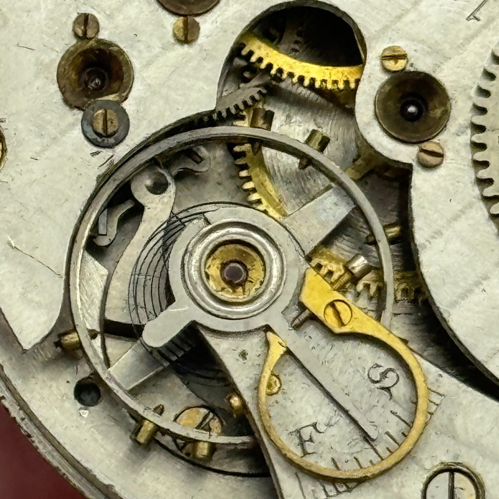 43.1mm Antique Remington USA 11 Jewels Hunter Pocket Watch Movement PARTS SPARES