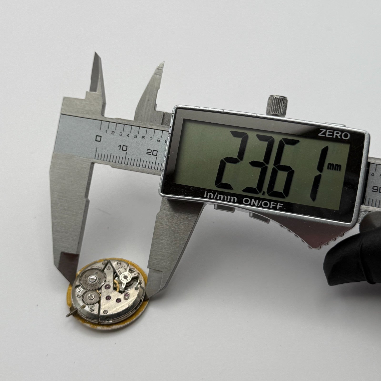 ETA 900 Watch Movement Accurist Manual Wind Vintage Swiss Parts Repair 23.6mm