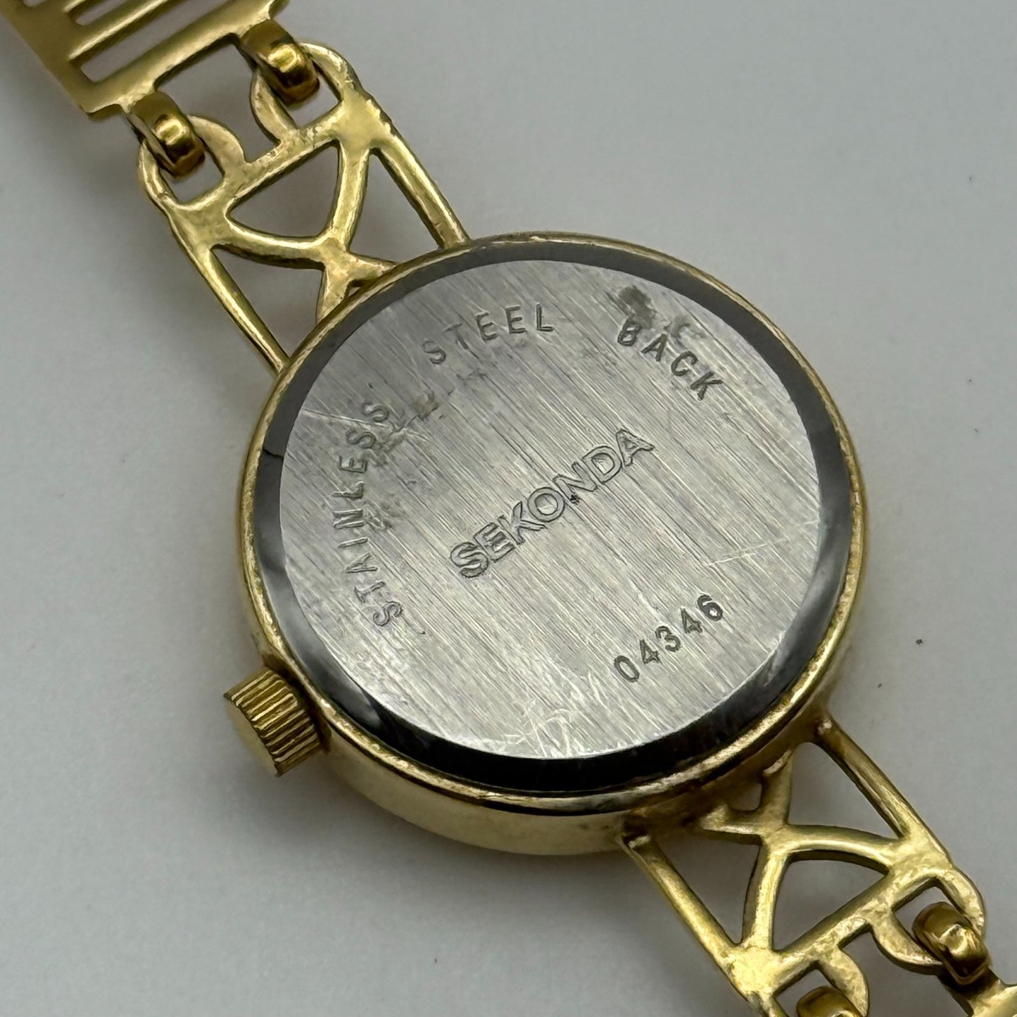 22mm Working Ladies Sekonda Gold Tone Panel Bracelet Quartz Watch 6 Inches