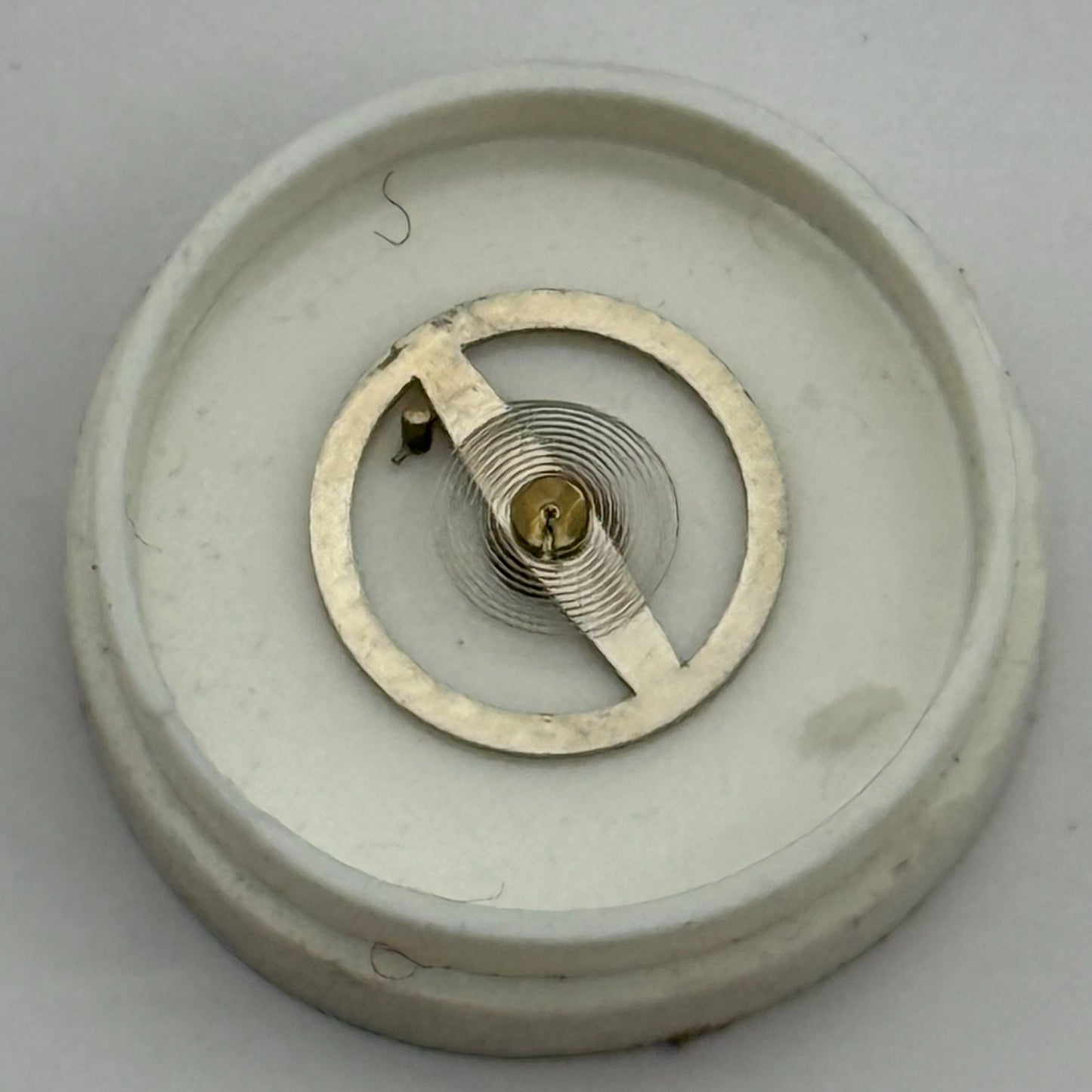 RL 7073 Balance Wheel Complete And Spring  Renata Watch Movement Parts NOS 