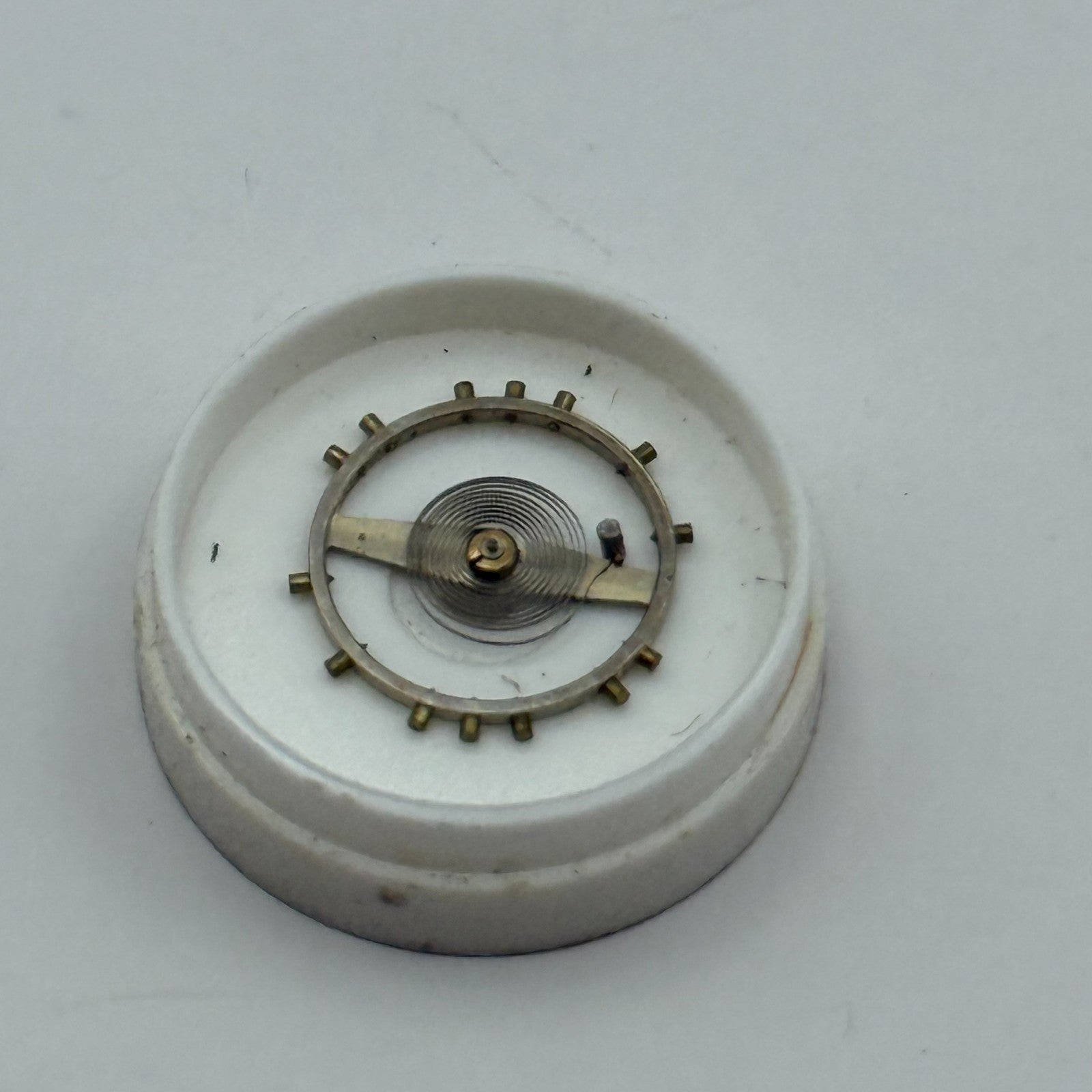 FHF 27 Balance Complete 12’’’ Renata Watch Movement Parts Vintage NOS