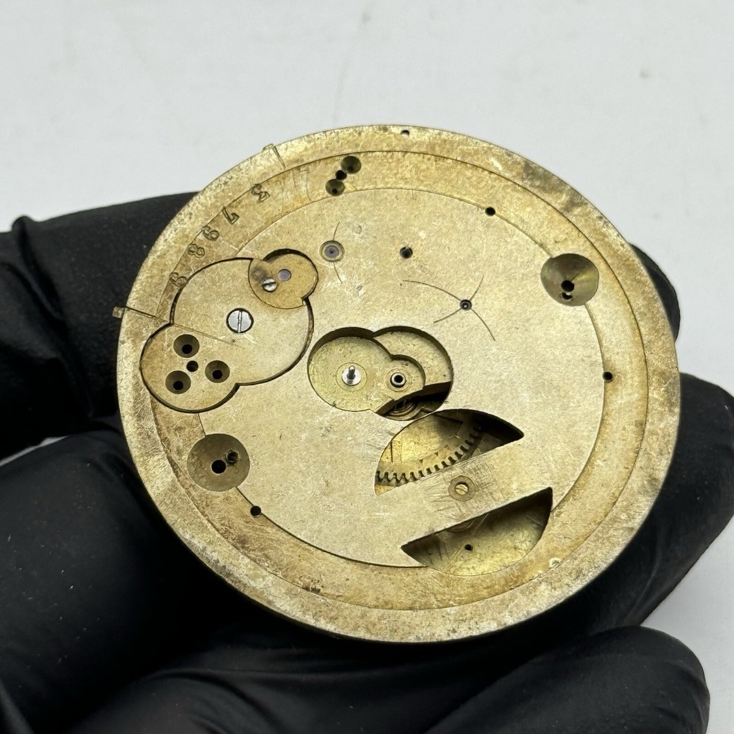 47.5mm Manual Wind Unidentified Key Wound Pocket Watch Movement FOR PARTS