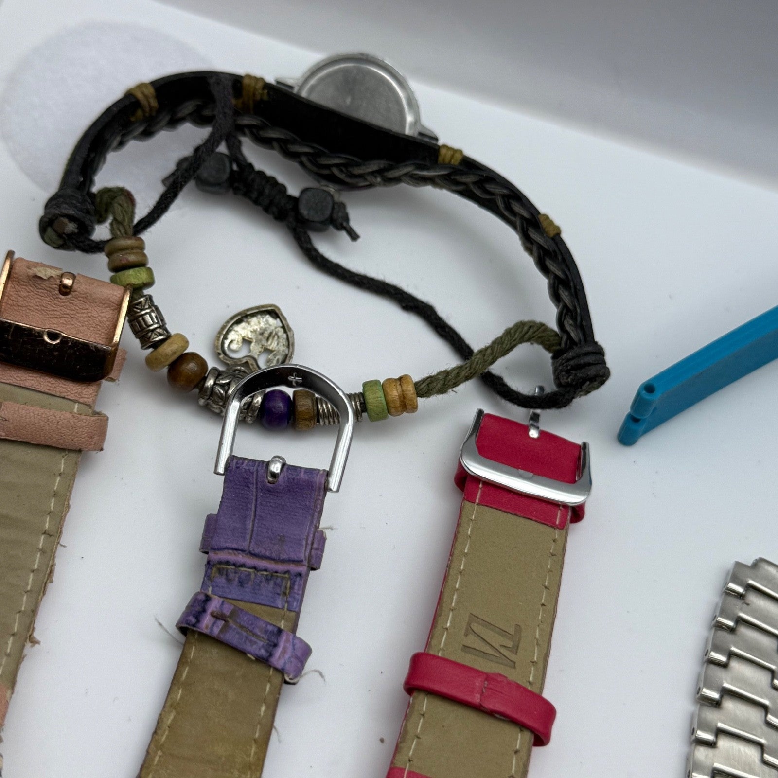 Bundle Of 16 Quartz Watches Modern / Vintage Untested Parts / Repair / Crafts