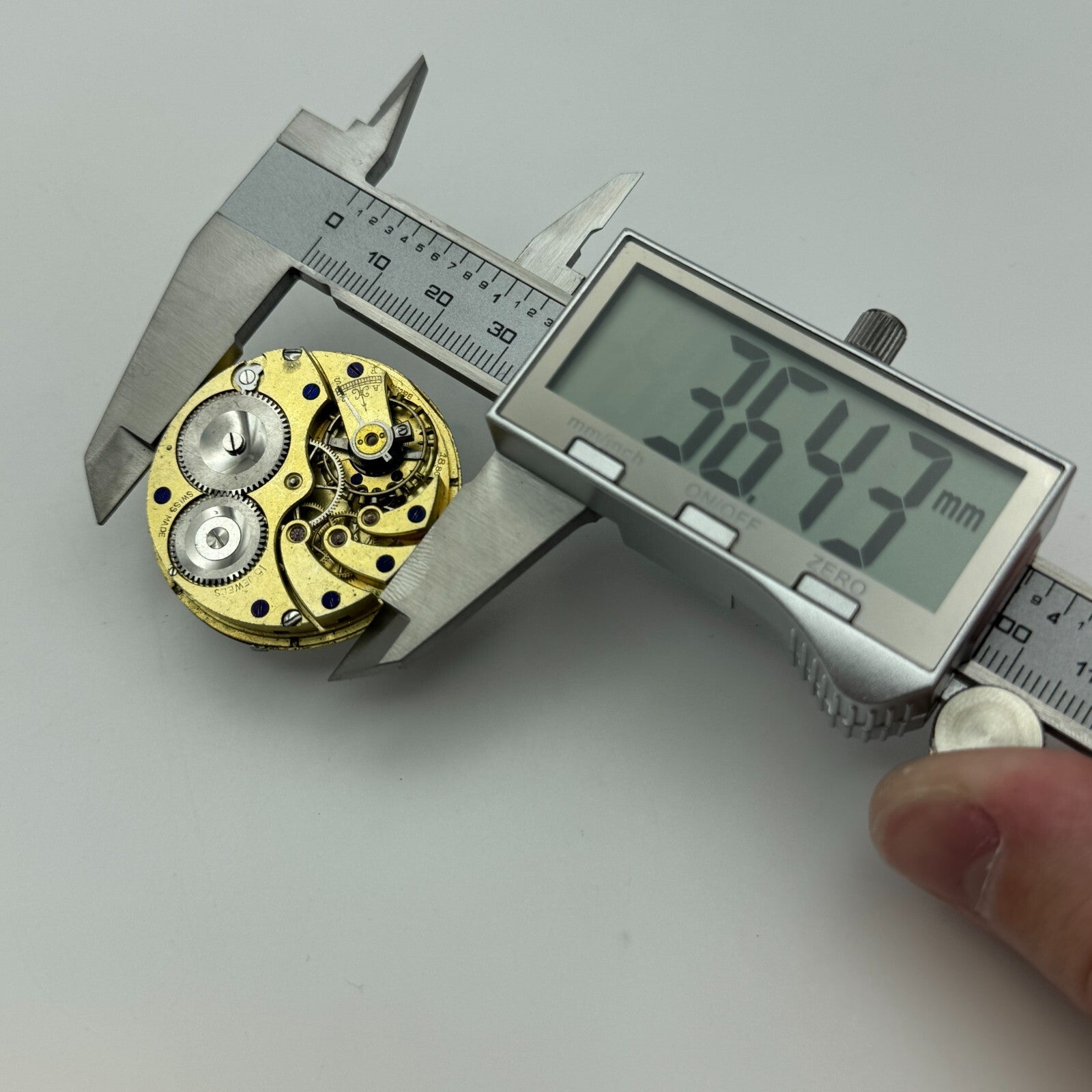 39.4mm Longines 18.80 High Grade Swiss Hunter Pocket Watch Movement PARTS