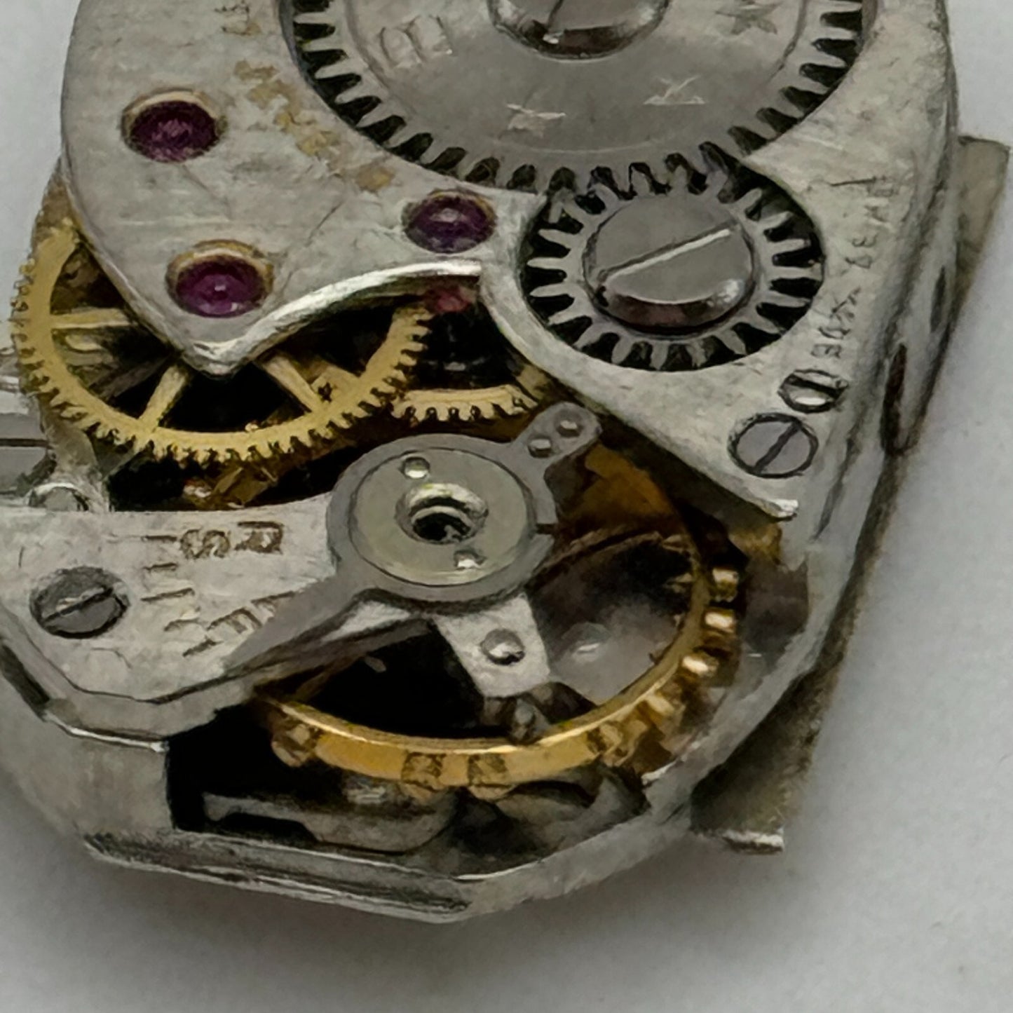 12.7mm Ladies Baume 17 Jewels Swiss Manual Wind Watch Movement Vintage PARTS