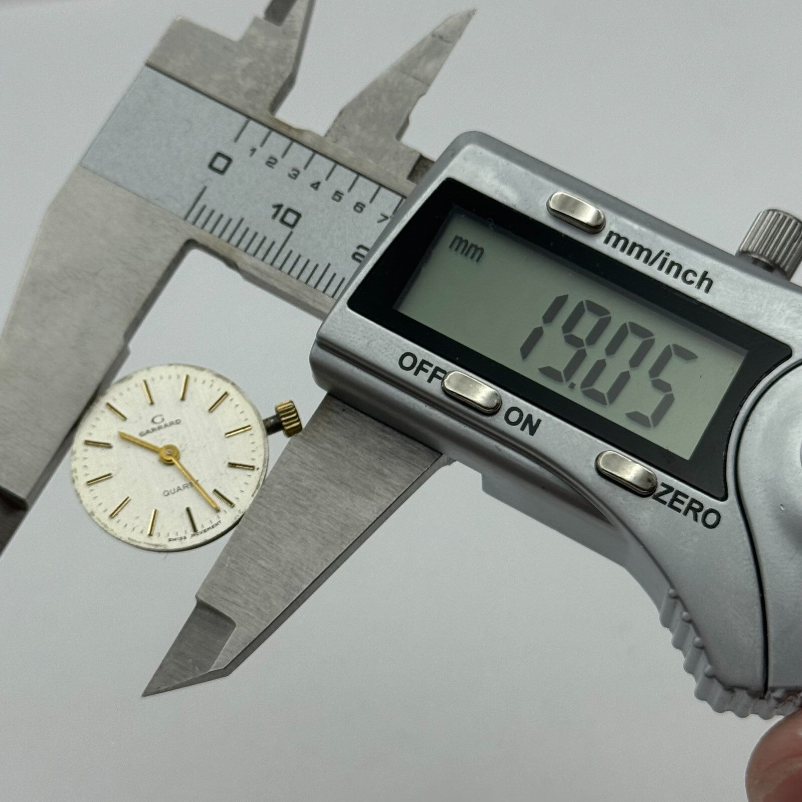 19mm Ladies Garrard ETA 978.002 Quartz Partial Watch Movement Vintage PARTS