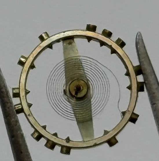 FEF 370 371 Balance Wheel Complete And Spring  176 Watch Movement Parts NOS