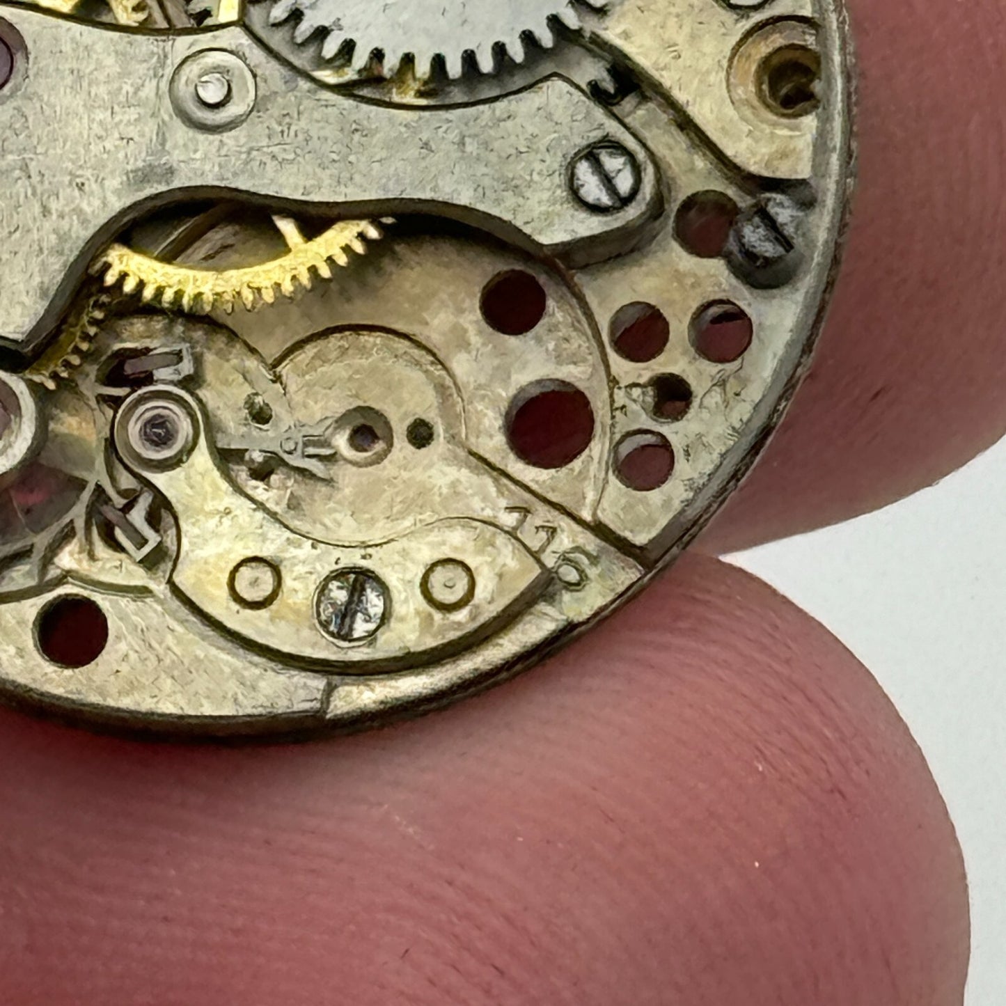23.4mm Unidentified Cal 116 Manual Wind Watch Movement Swiss Vintage PARTS SPARE