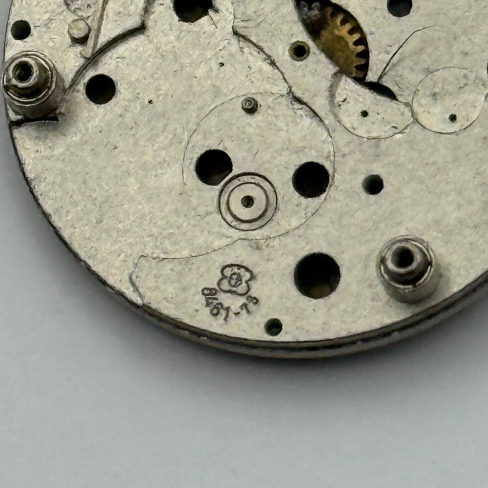 EB 8461-73 Watch Movement Manual Wind Vintage Incomplete Parts Repair 19.6mm