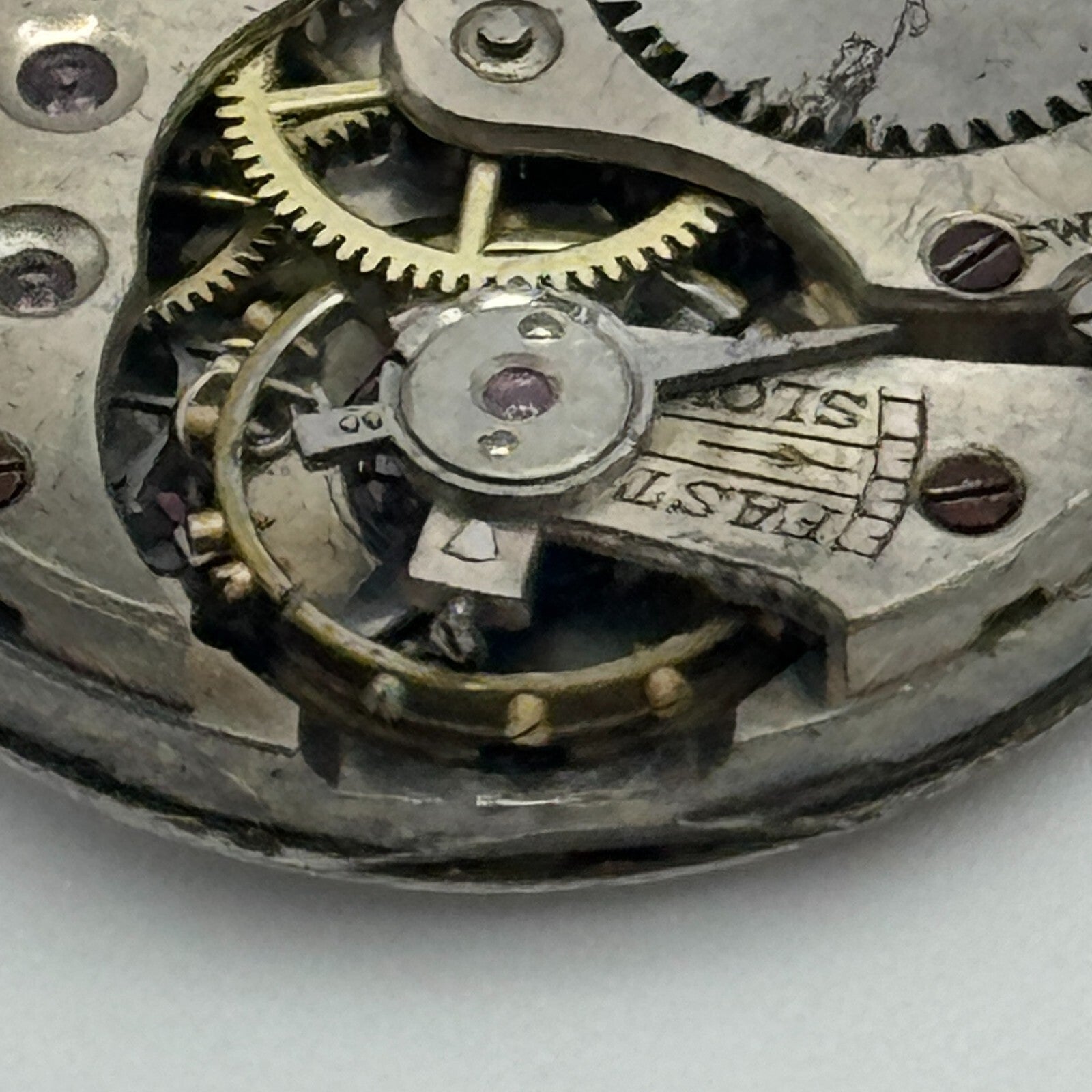 23.7mm Unidentified 15 Jewels Swiss Trench Watch Movement Manual Wind PARTS