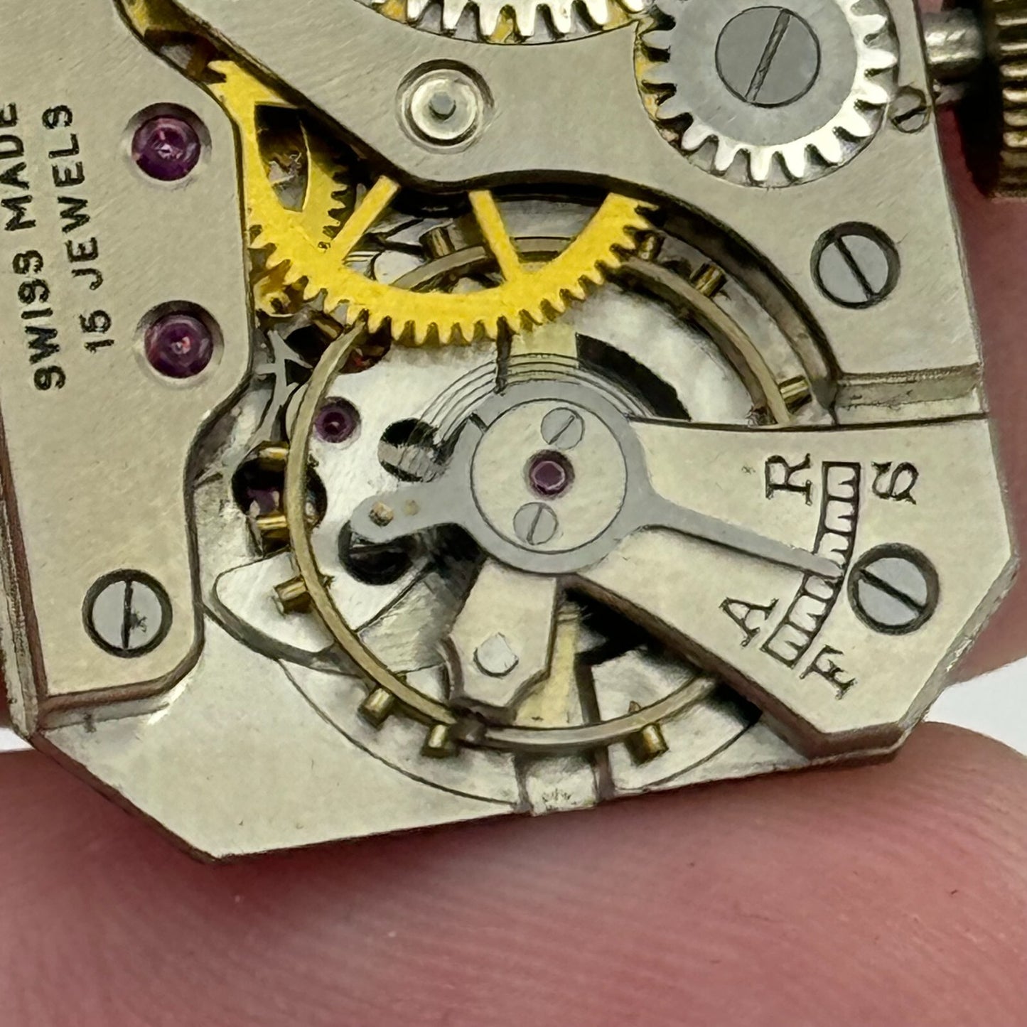 20.6mm Running Limit Revue 54 High Grade Tank Watch Movement Manual Wind PARTS