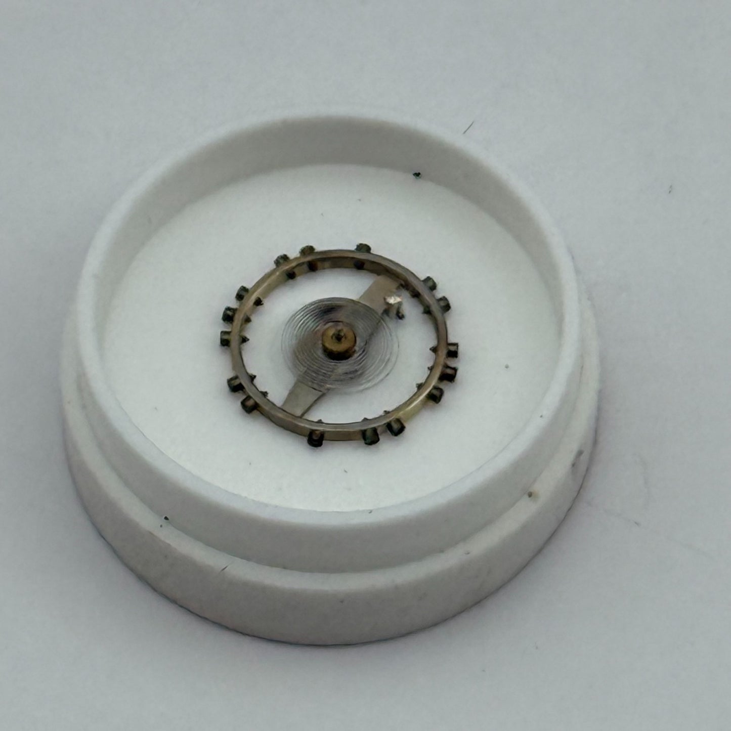 FHF 250 Balance Wheel Complete And Spring  8¾’’’ 172 Watch Movement Parts NOS