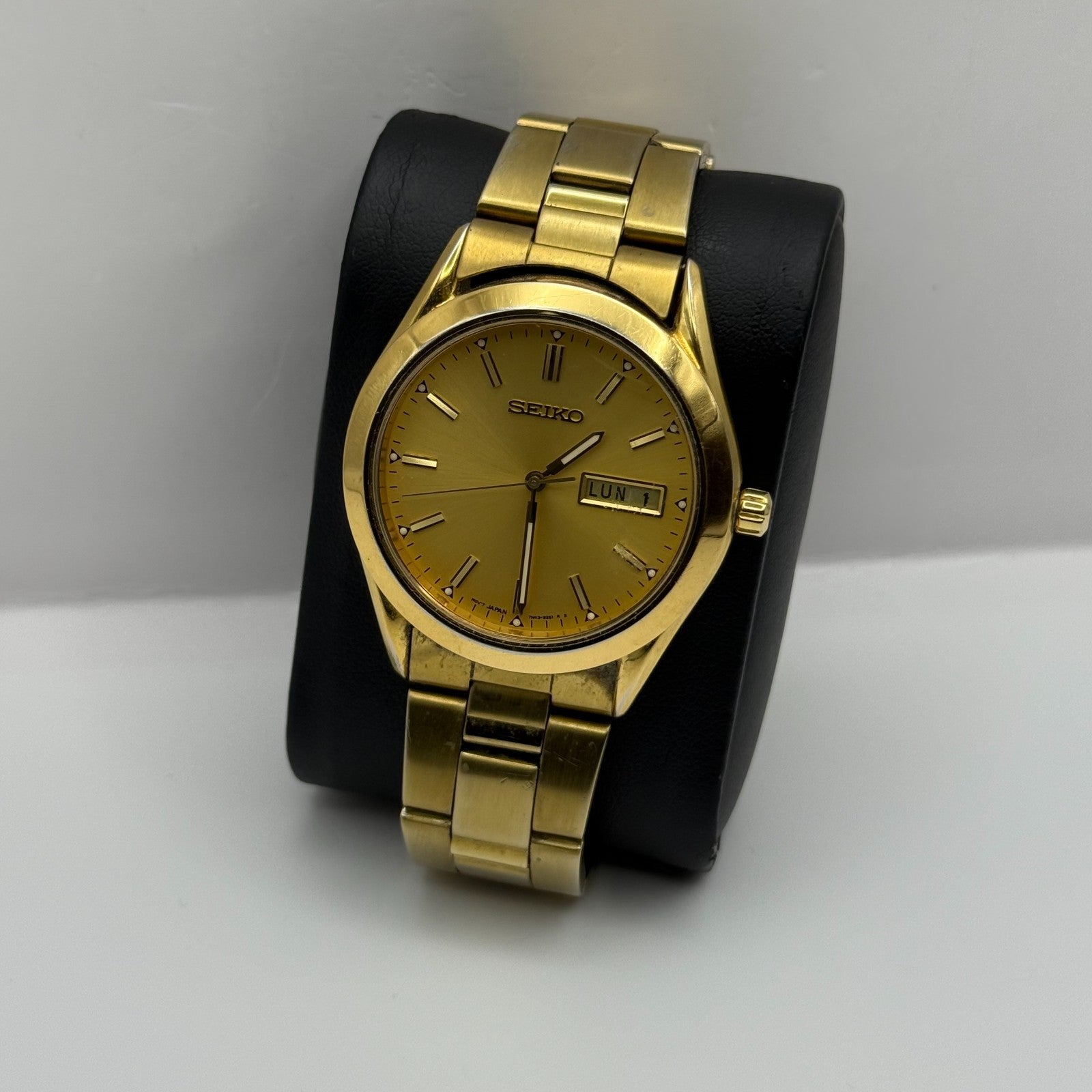 Seiko Mens Quartz Watch 7N43-9070 Gold Tone Bracelet Japan 36mm PARTS REPAIR