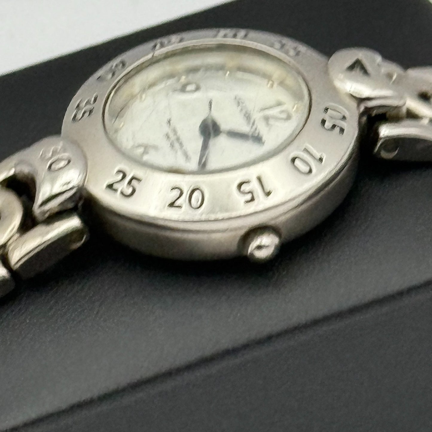 Liz Claiborne Ladies Quartz Watch Silver Tone Bracelet Japan Working 26mm