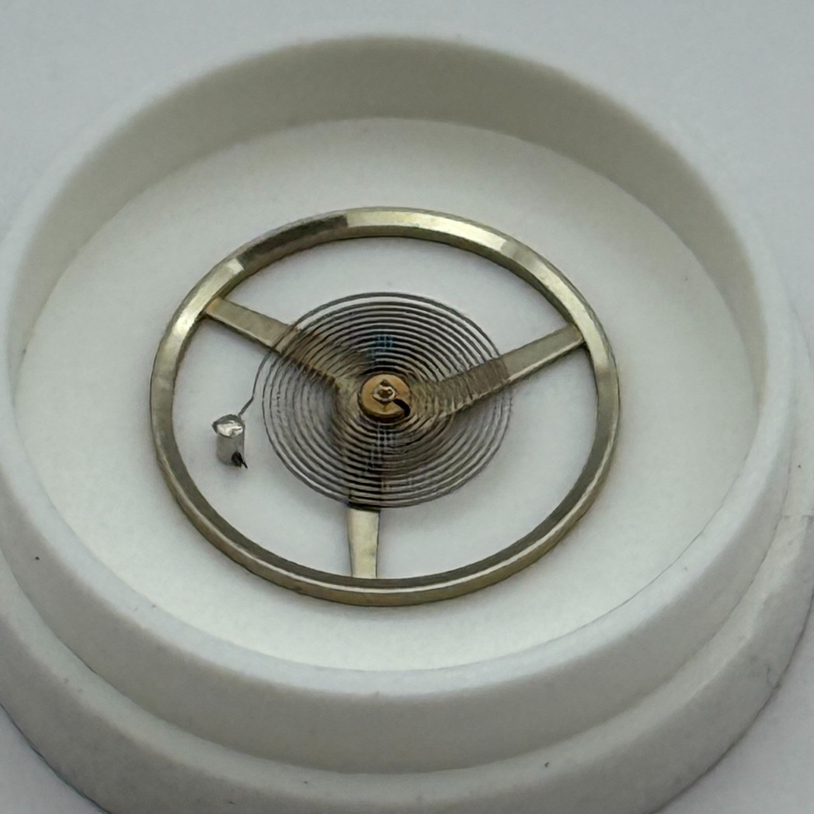 Felsa 4450? Balance Wheel Complete And Spring   1713 M Watch Movement Parts NOS