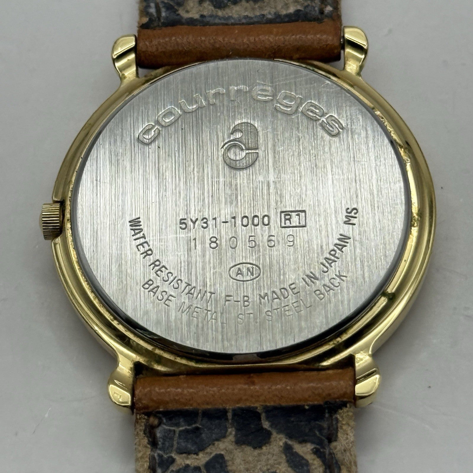 30mm Working Ladies Vintage Courreges Paris 5Y31-1000 Gold Plated Quartz Watch