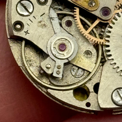23.8mm F.Mauthe 612 German Manual Wind 17 Jewels Watch Movement Vintage PARTS